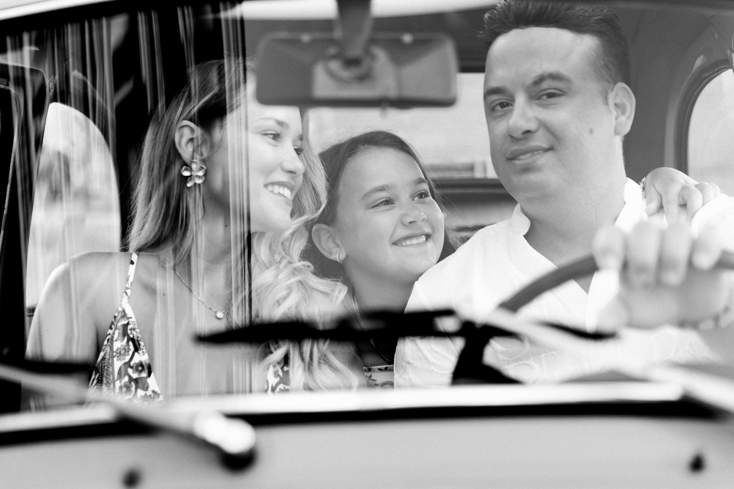 Fiat 500 and Vespa. Photographer in Rome