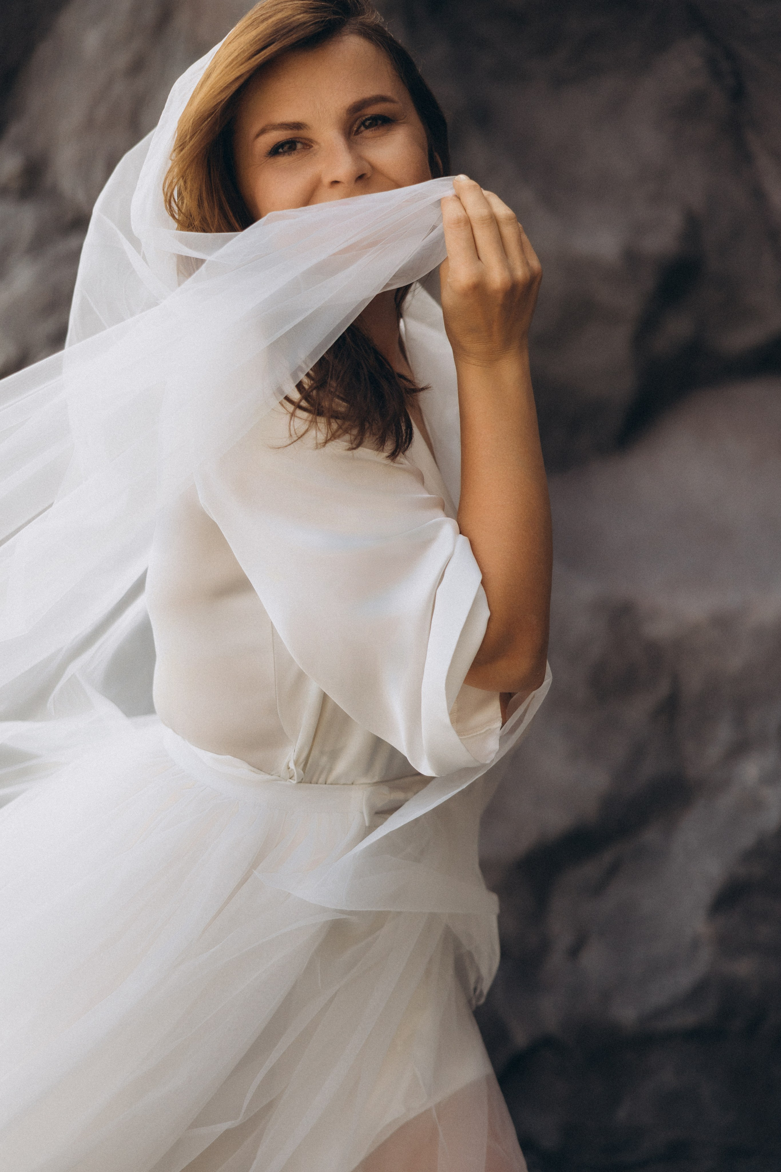 Professional photography by Tatiana Kondratenko, specializing in pre-wedding and couple sessions.