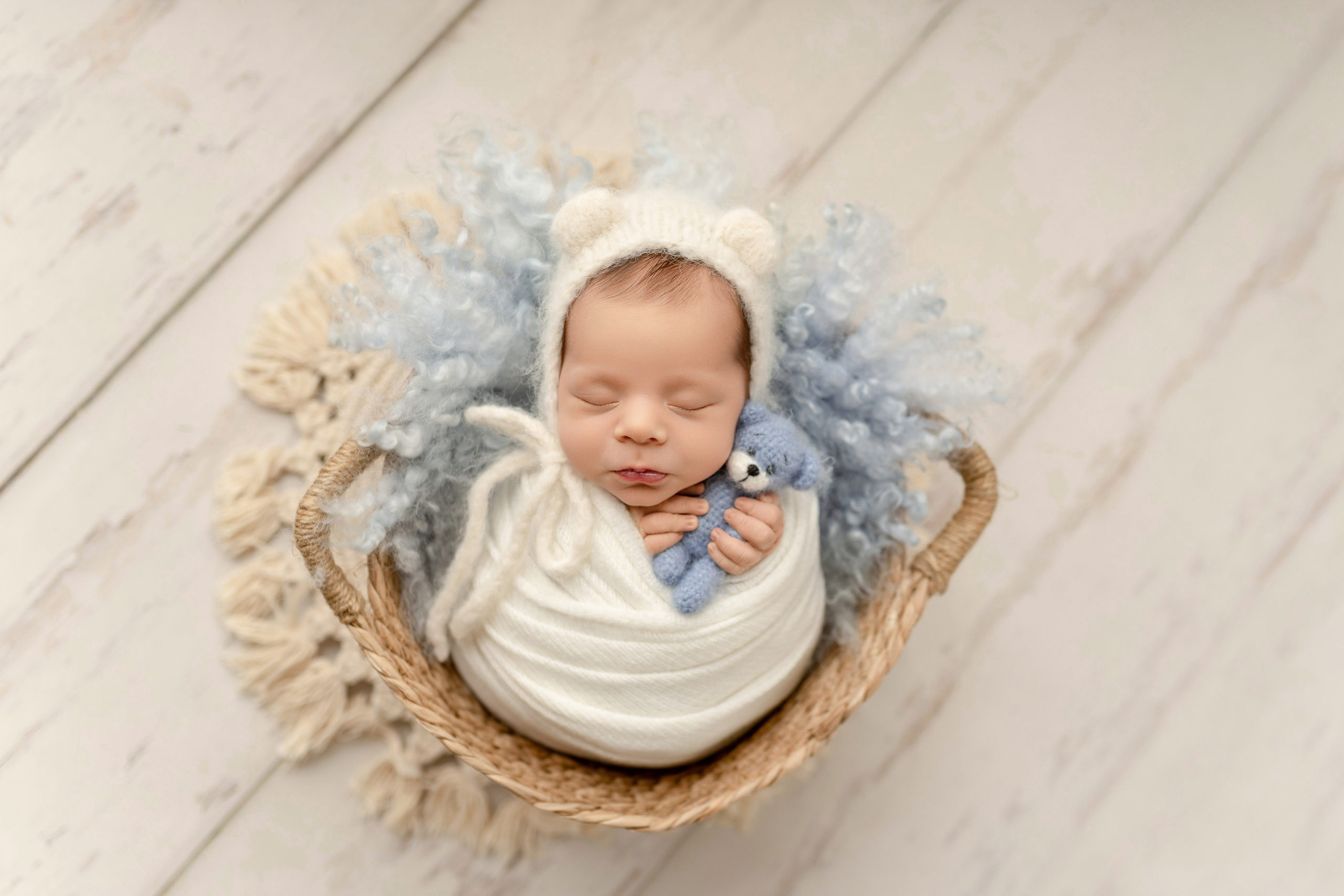 Esu Aleksandra naujagimių ir kudikių fotografė iš Vilniaus