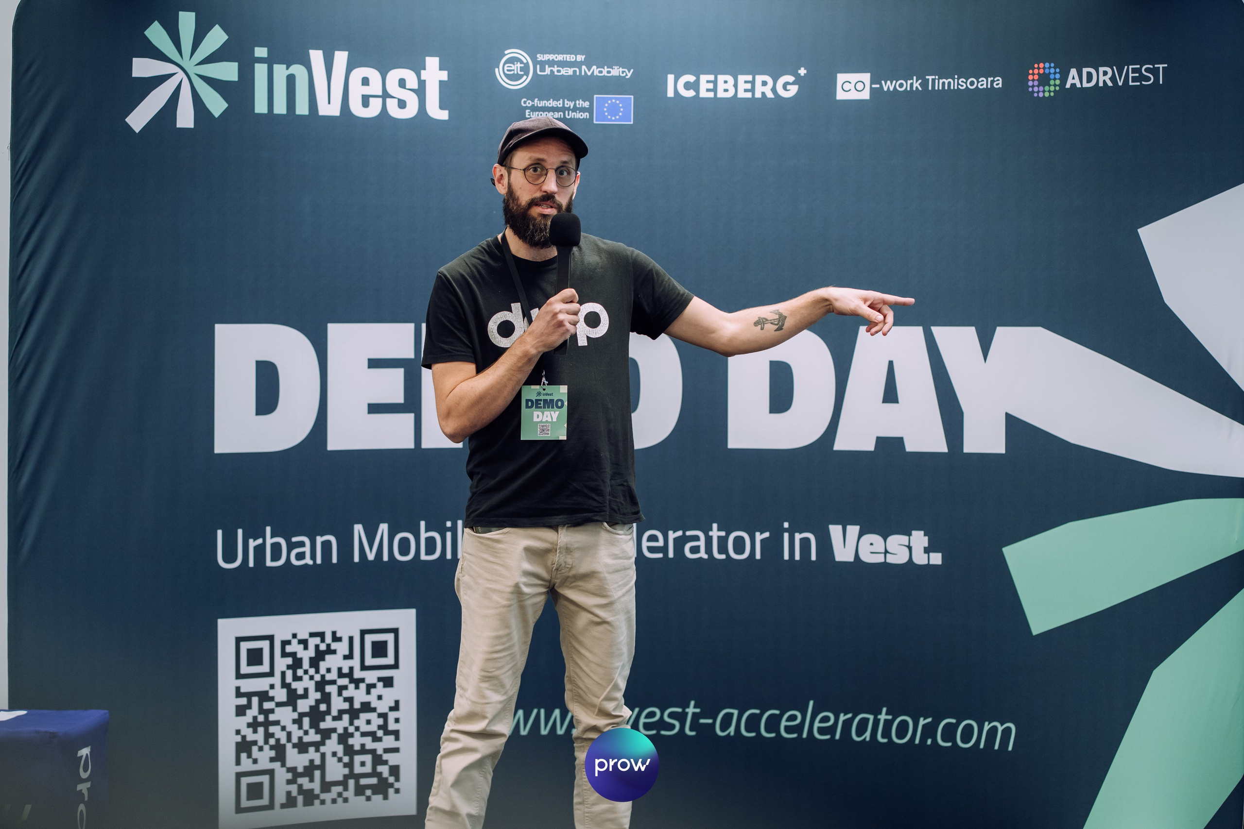 InVest DemoDay @ Cowork. Cozac Cristian Photographer
