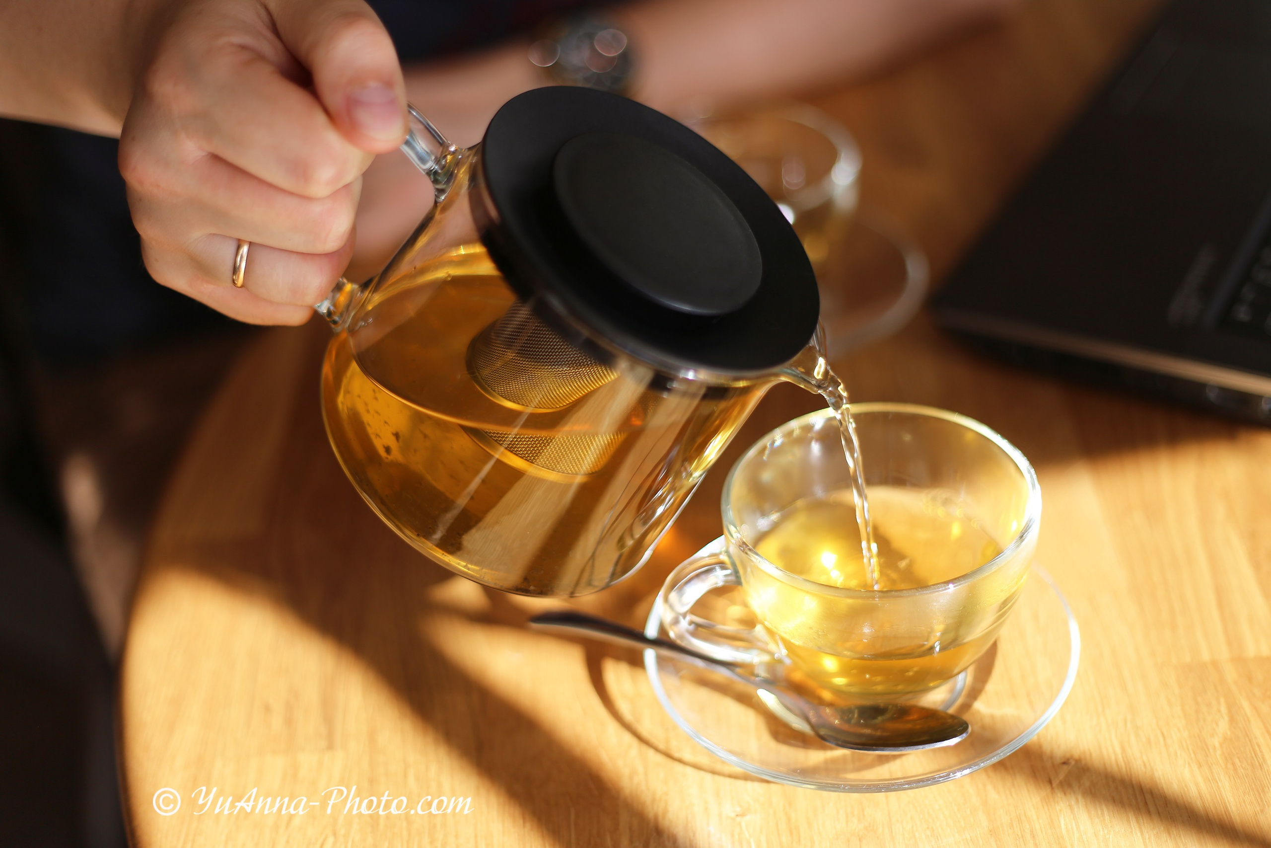 Coffee Time content photoshoot. YuAnna studio. Family & Kids Photographer in Seattle area, located in