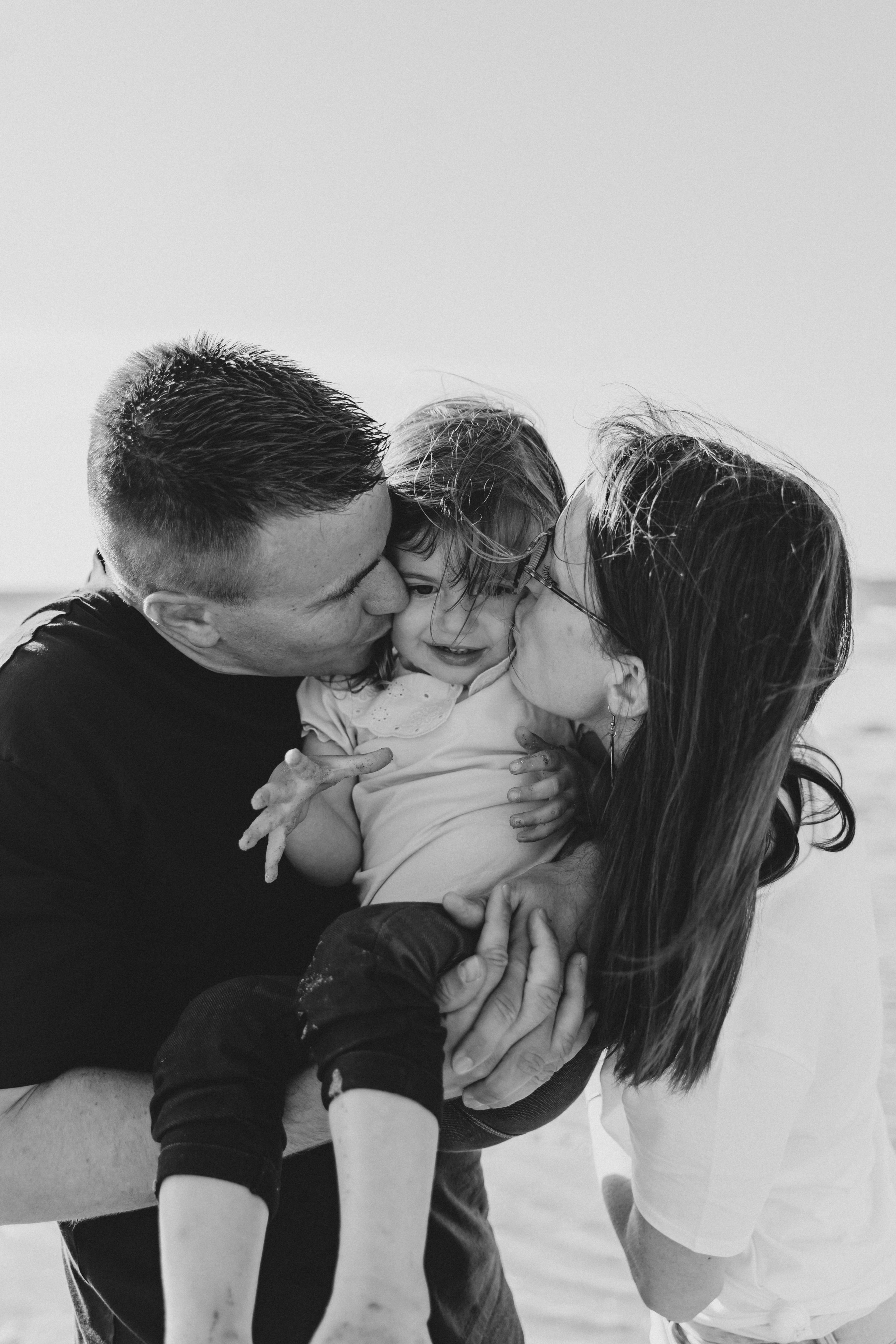 Un moment de tendresse. Weeding photographer / event / portrait