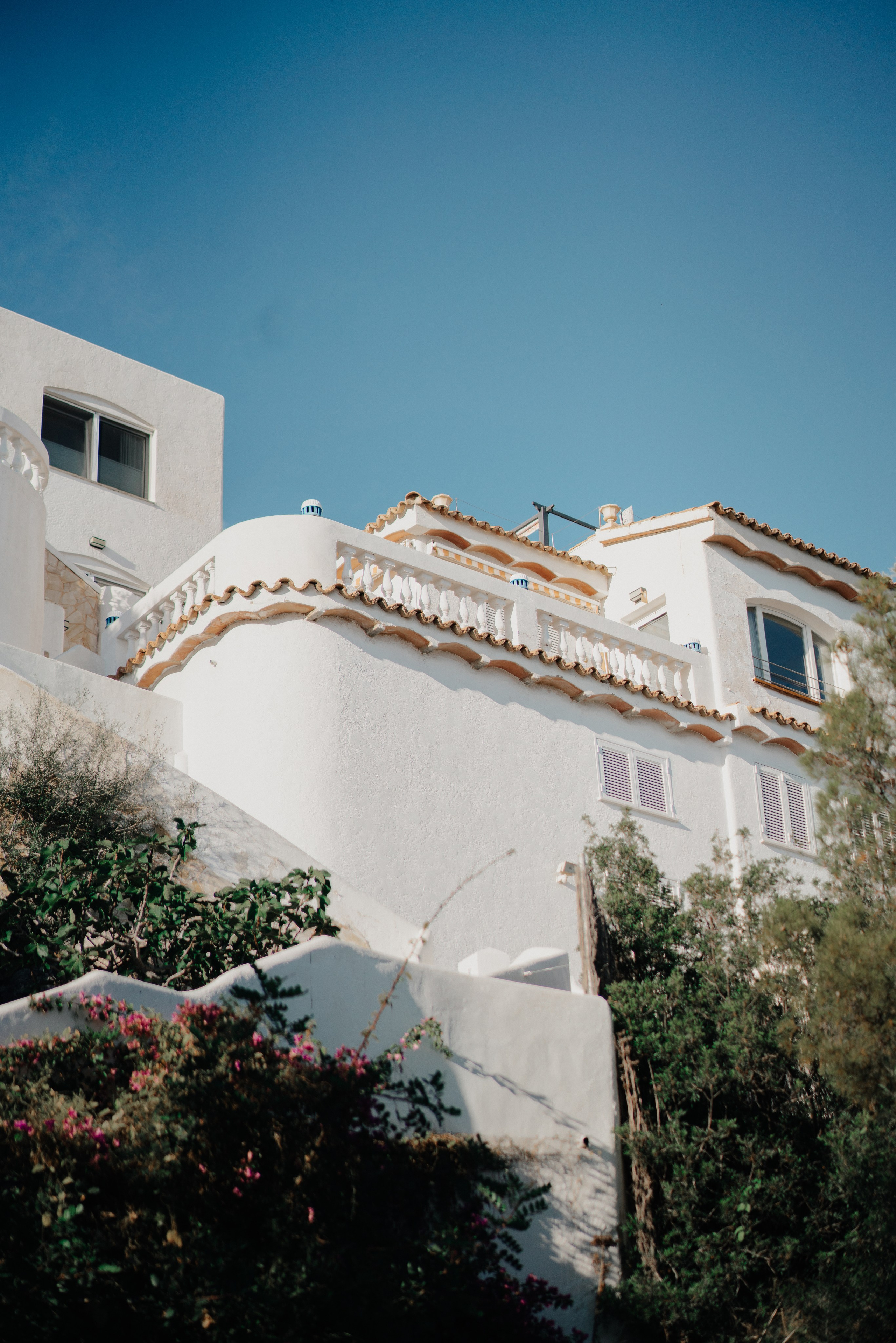 Travel. Portrait, lookbook and family photographer in Riga, LATVIA