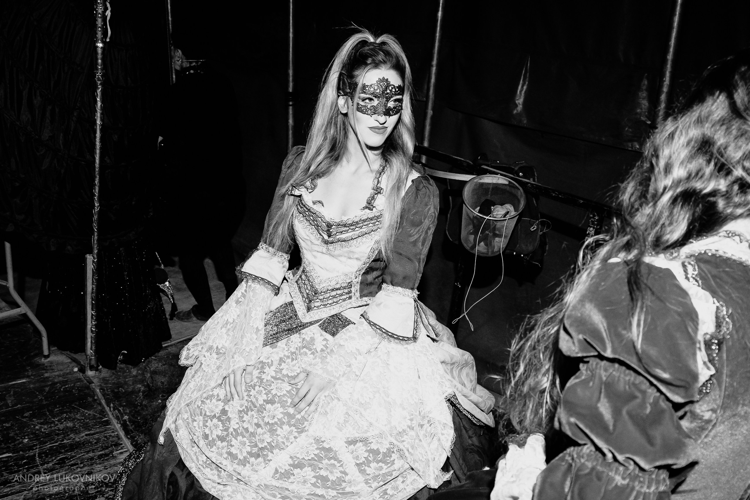 BTS: Schon Nuñez & Carina