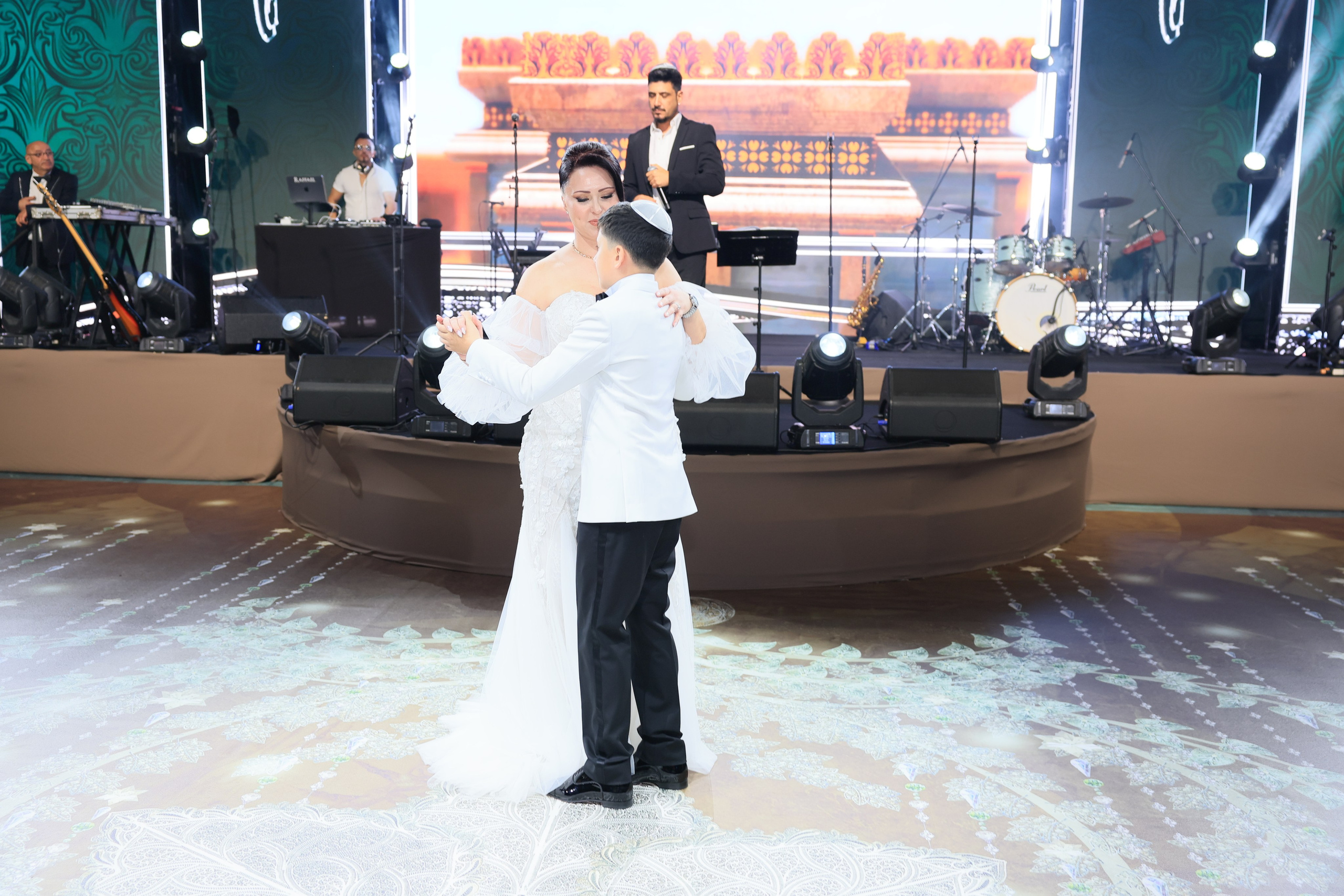 DANIEL. Фотографы на свадьбы и мероприятия Студия «Шалом»