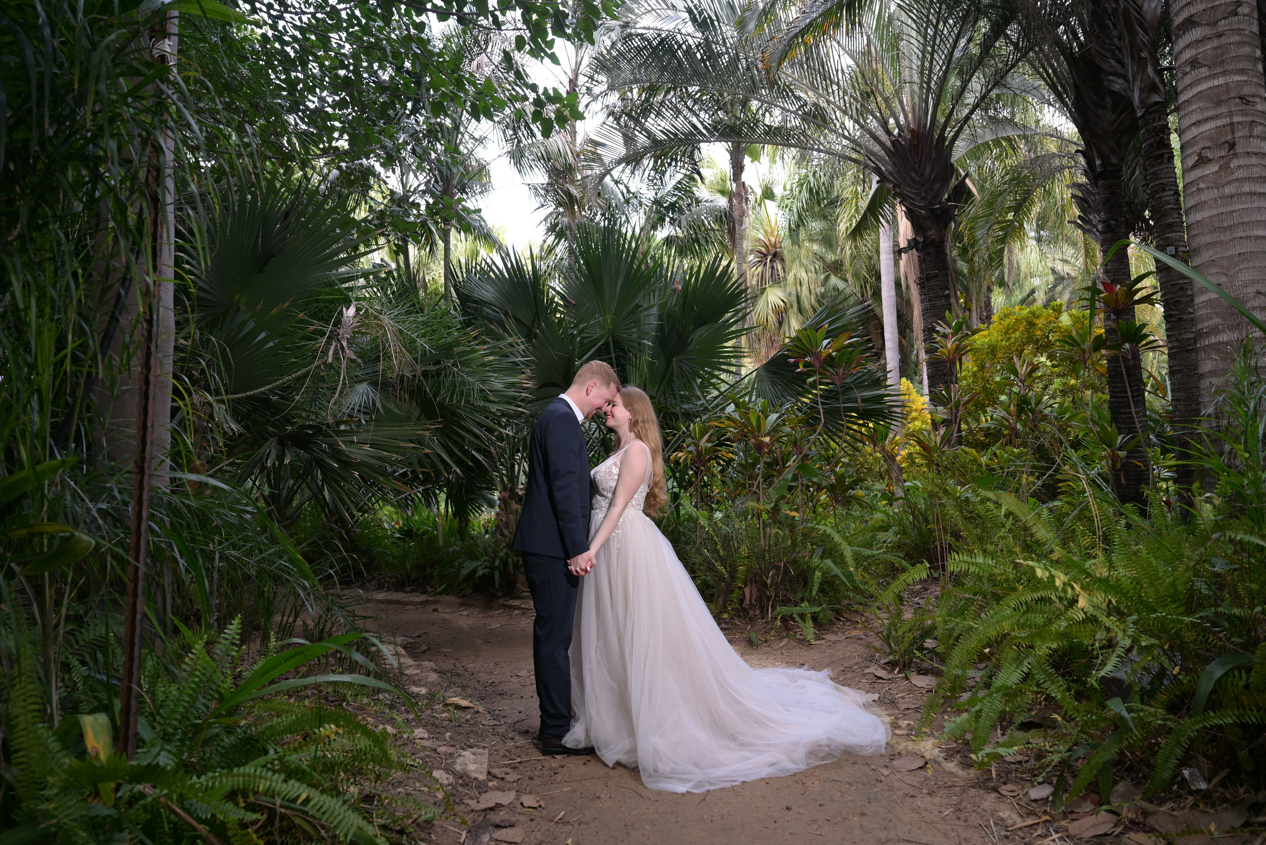 Nicol & Itamar. Wedding and events photographers Studio Shalom