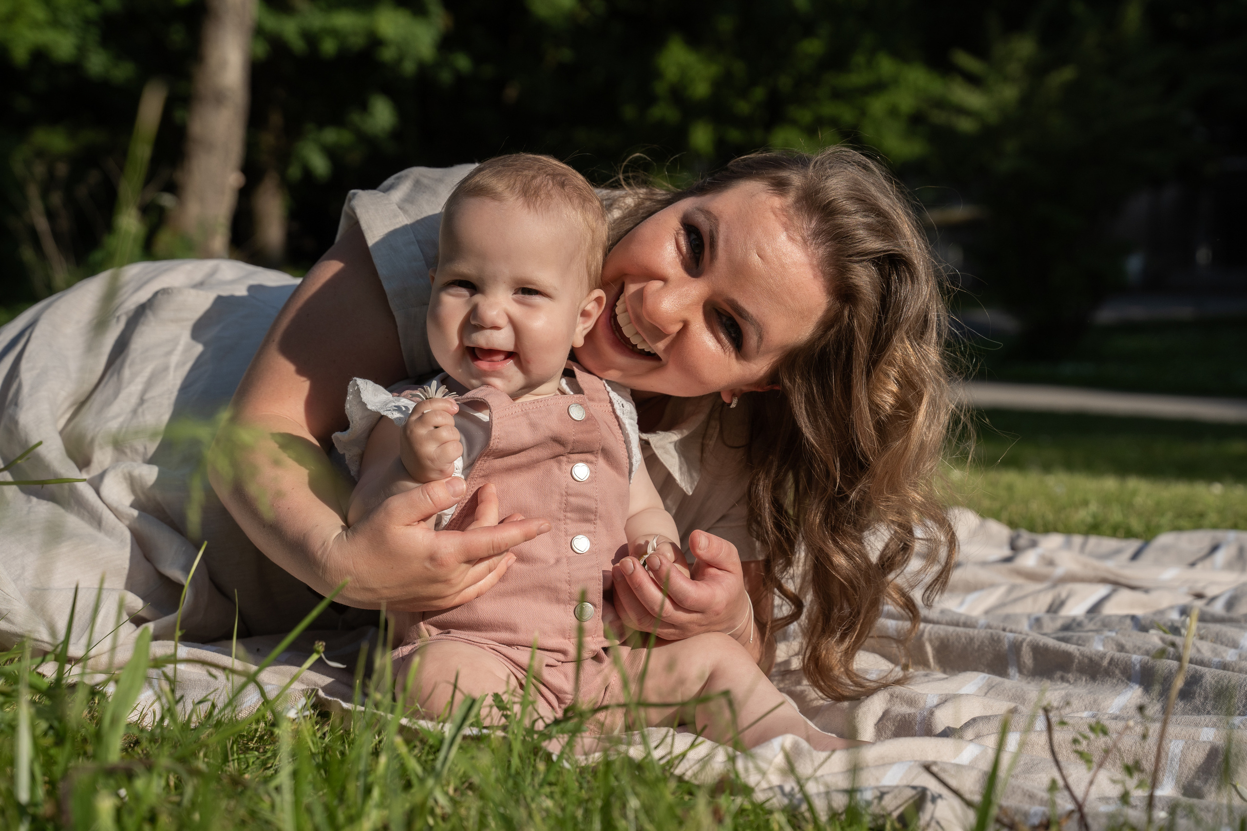 Maria and her family. Nina Janeckova Fotografin und Videografin am Bodensee
