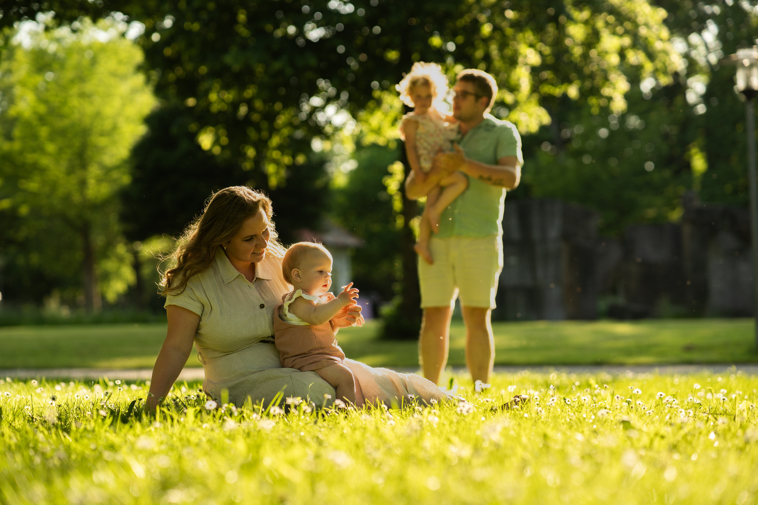 Maria and her family. Nina Janeckova Fotografin und Videografin am Bodensee