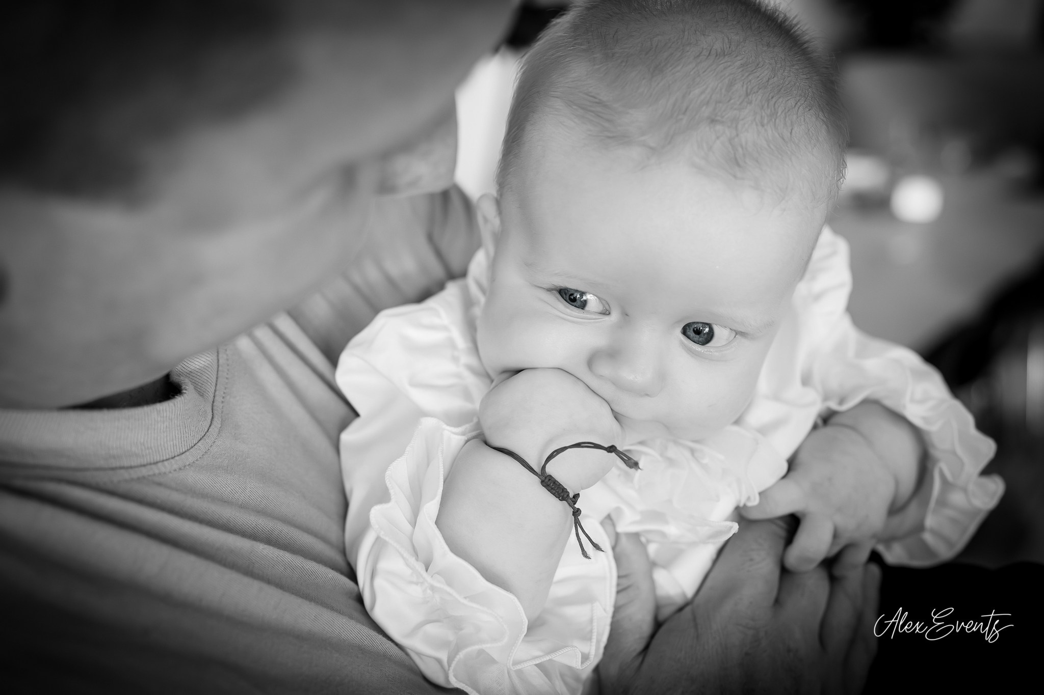 Botez fotografiat in Danemarca la biserica si petrecere | Alex Events. AlexEvents Fotograf / Videograf de evenimente Danemarca DK Horsens, Arhus, Odense, Vejle.Nunta, botez, foto-studio