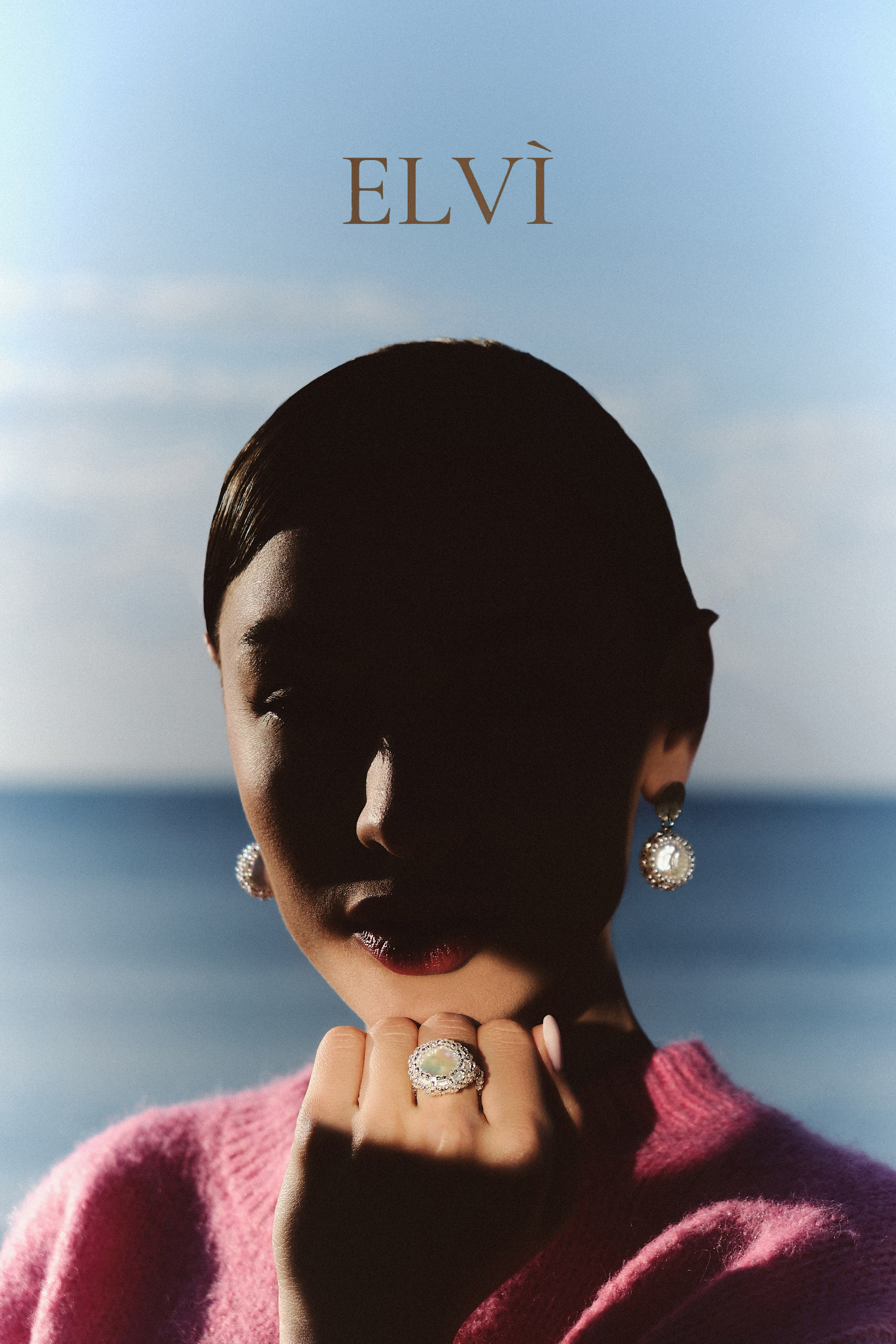 Elvi Bead Jewelry. Commercial fashion photographer based in Turkey and Europe