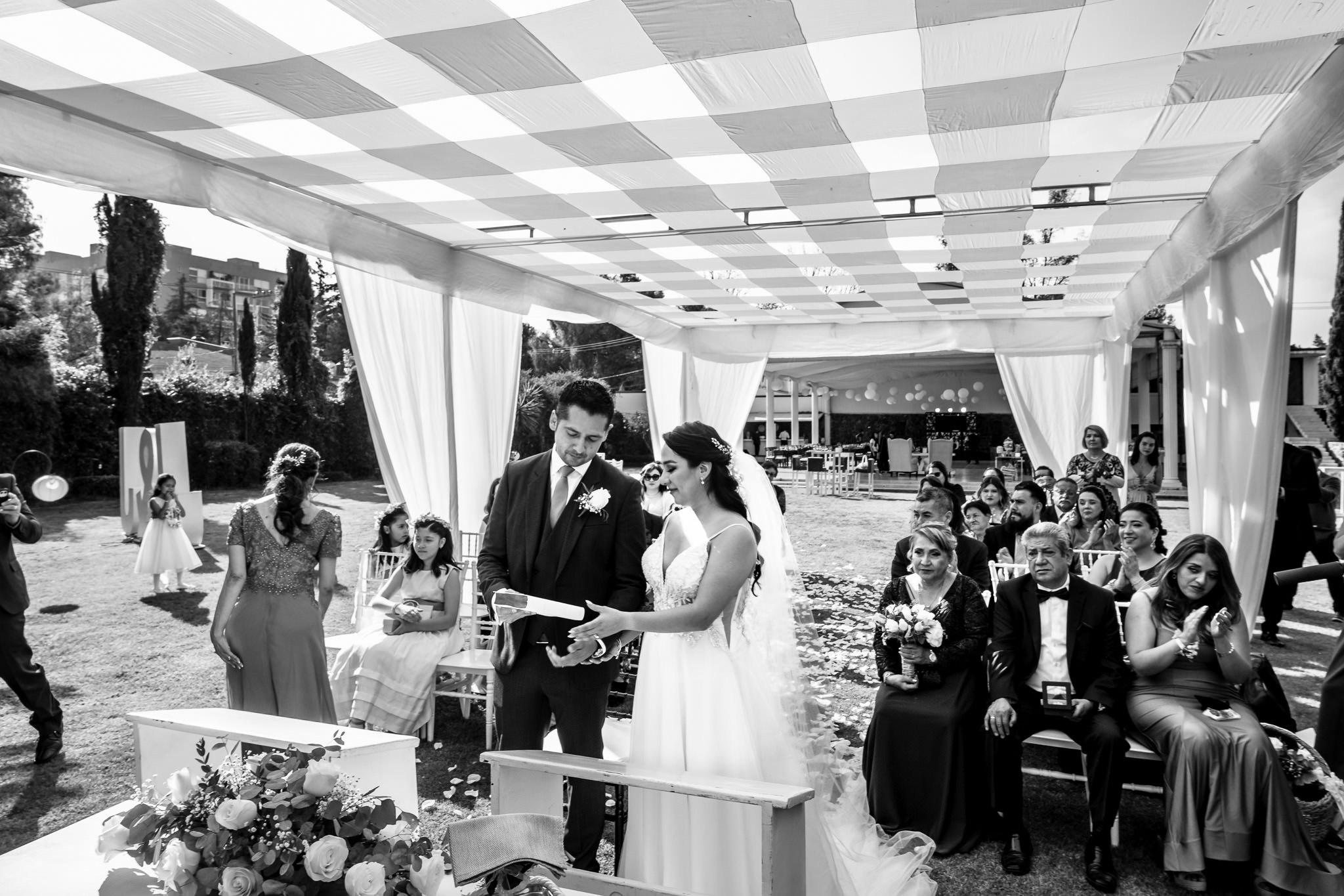 Jess & Josue / CDMX. Wedding and family photographer in Mexico City