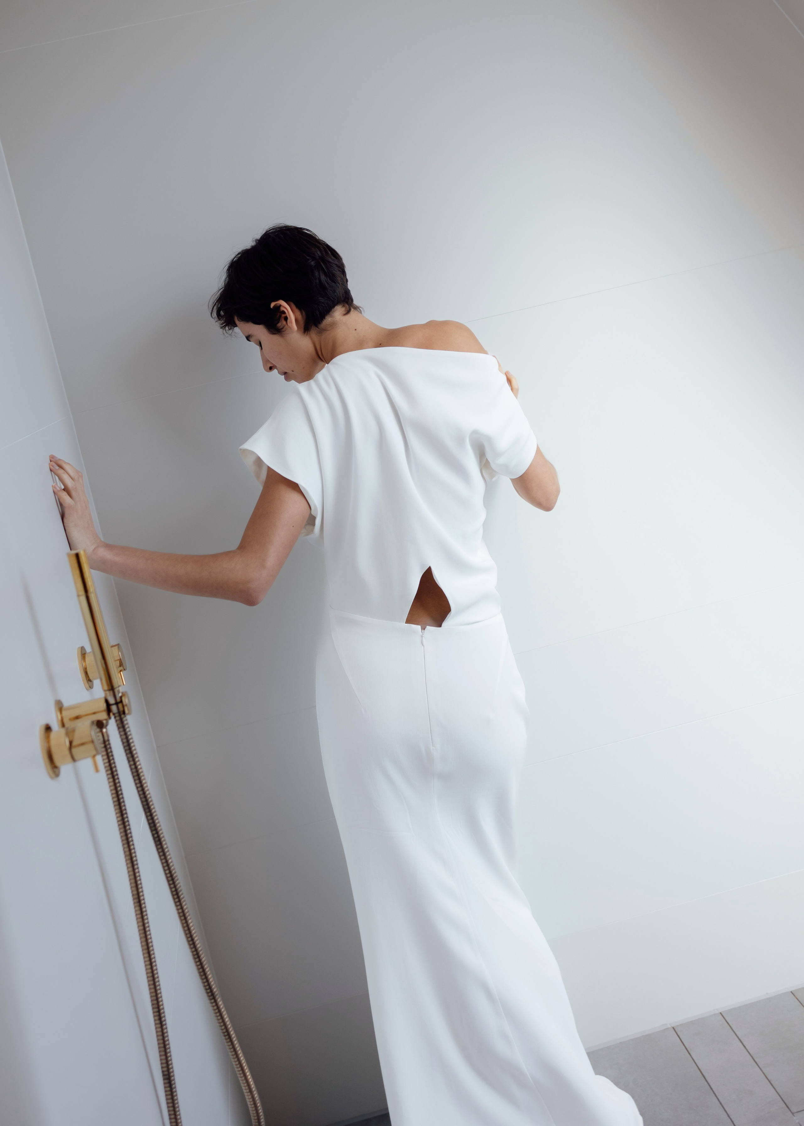 Rolling in Roses. Timeless Wedding & Events Photography. Based in London, working across Europe