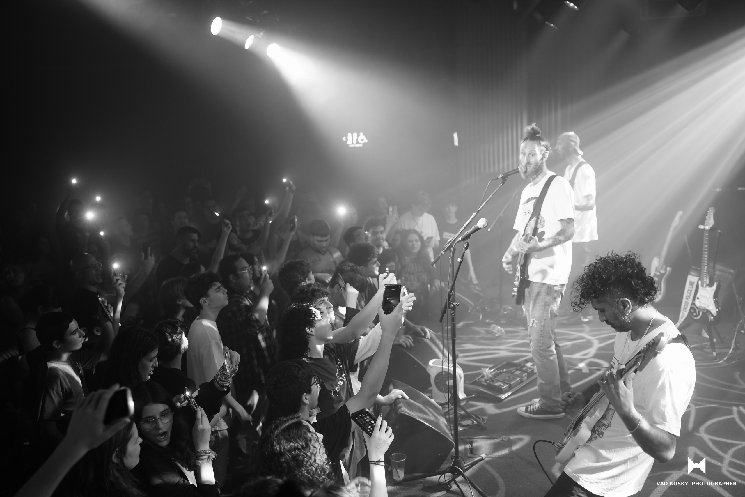 Roy Star & Group — Nirvana tribut TLV Grey club. Vad Kosky Photographer