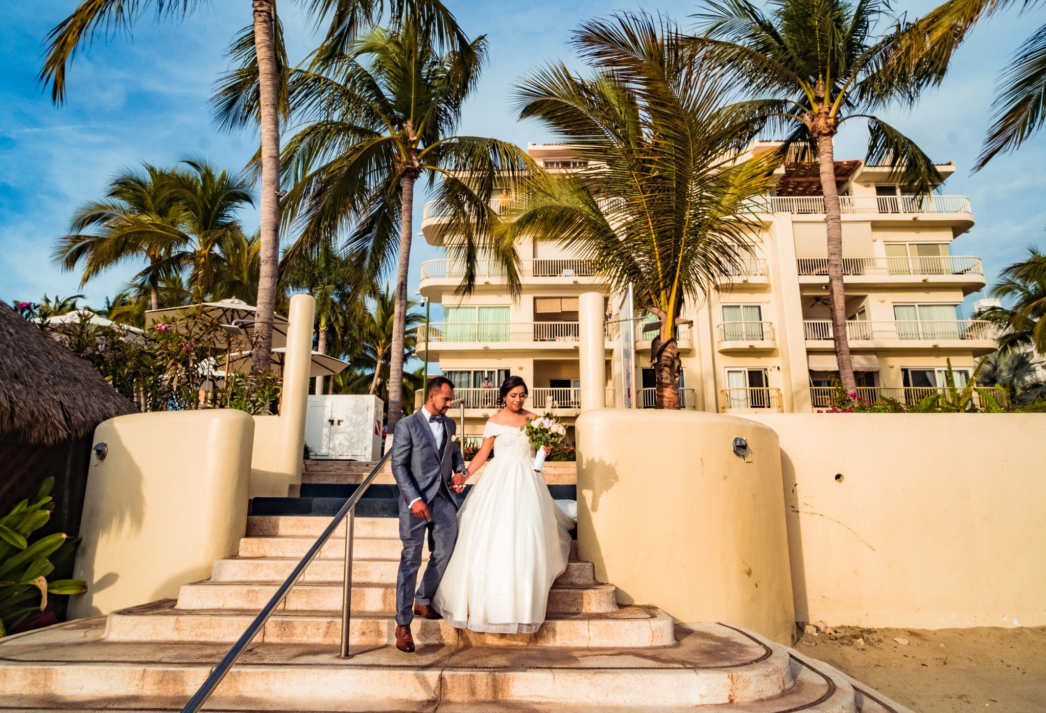 Lupita y Abel / Puerto Vallarta. Wedding and family photographer in Mexico City