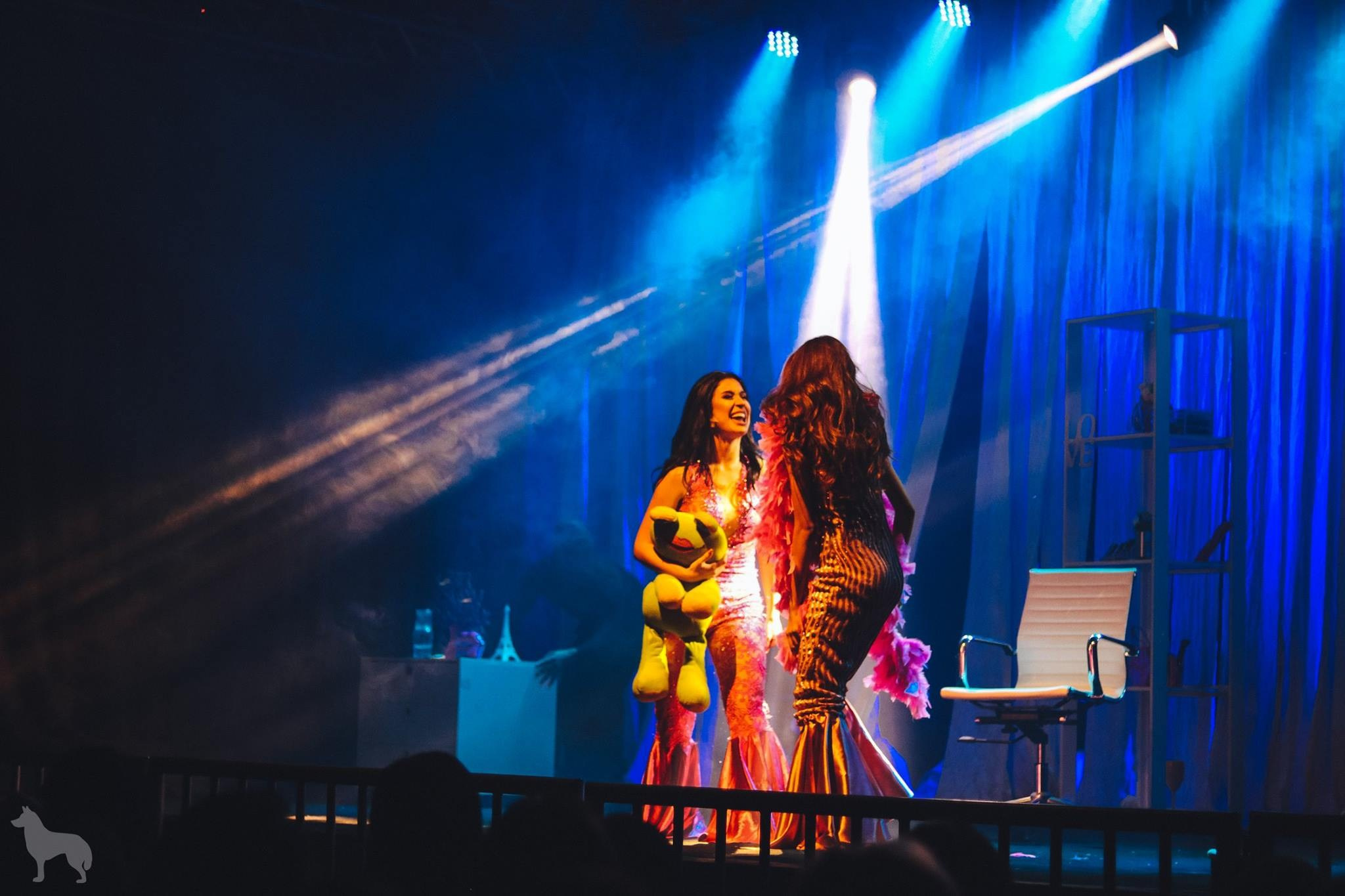 Boca Rosa (Shopping Grão Pará). Produtora de videos