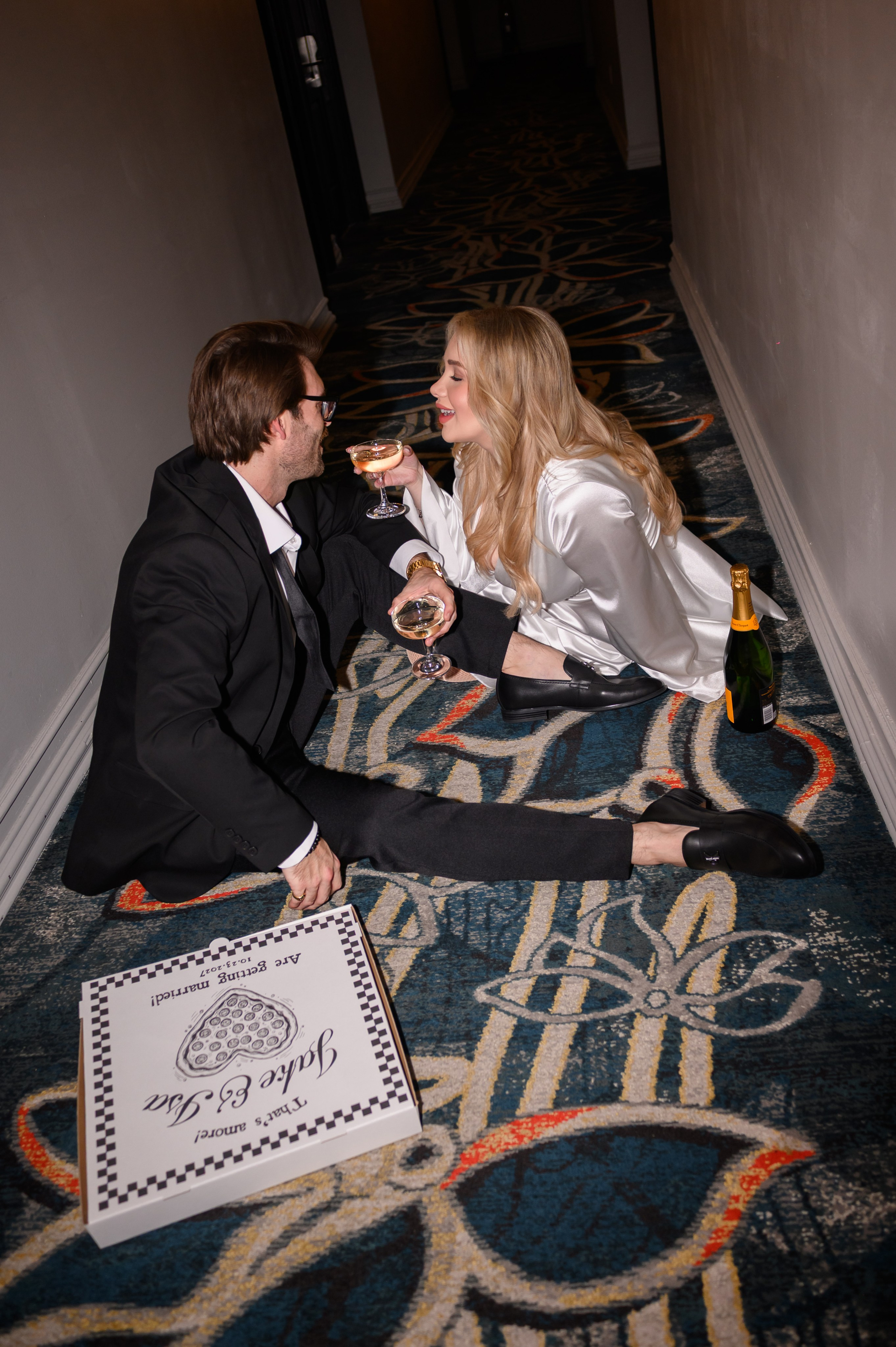 Date Night Session — Pizza + Champagne + You. Wedding photographer in Orlando, Boston & New York Anderson Marques