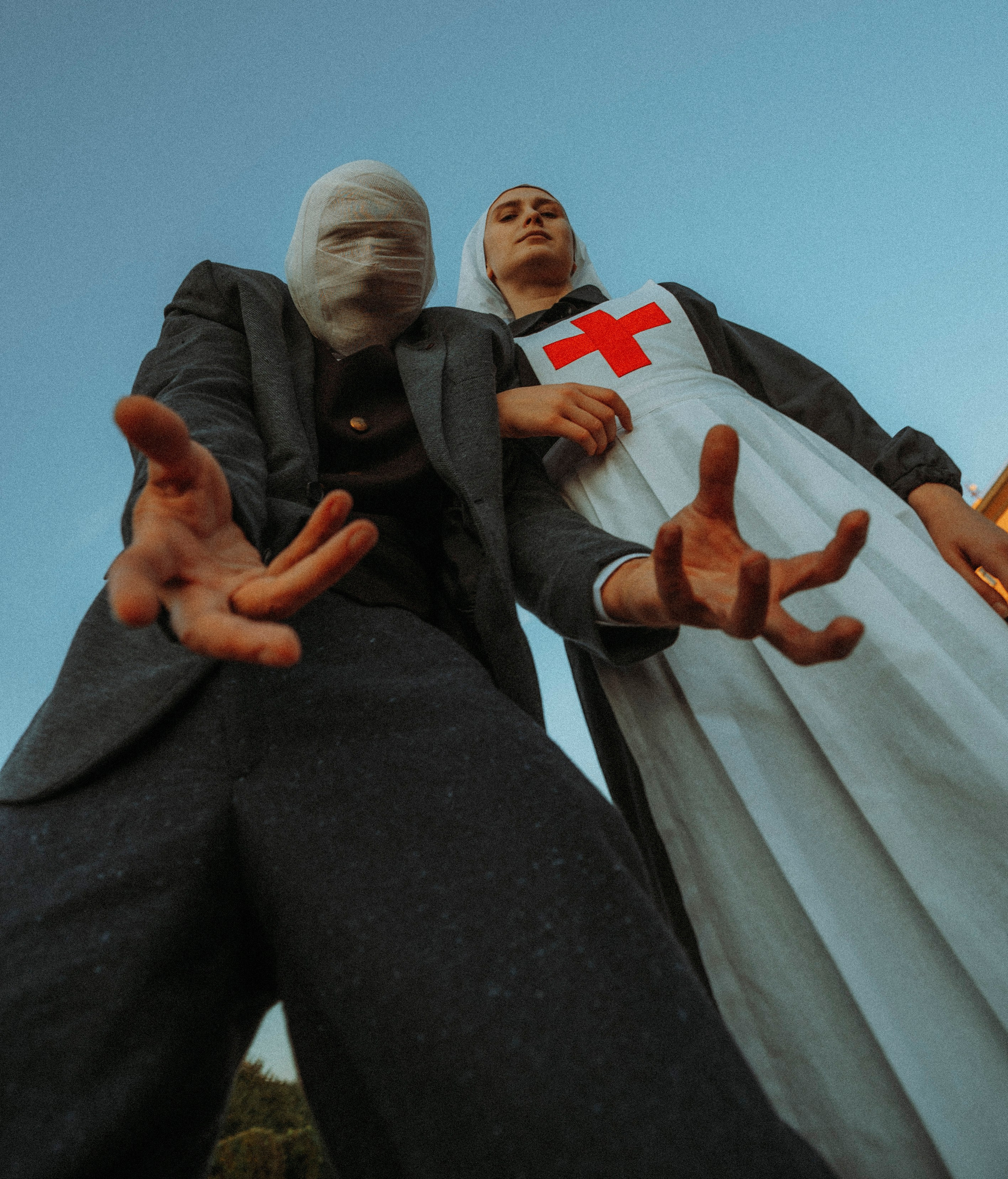 ХРУСТАЛЬНЫЙ МИР. Стрит-фотография, полная абсурда, идиотизма и красоты