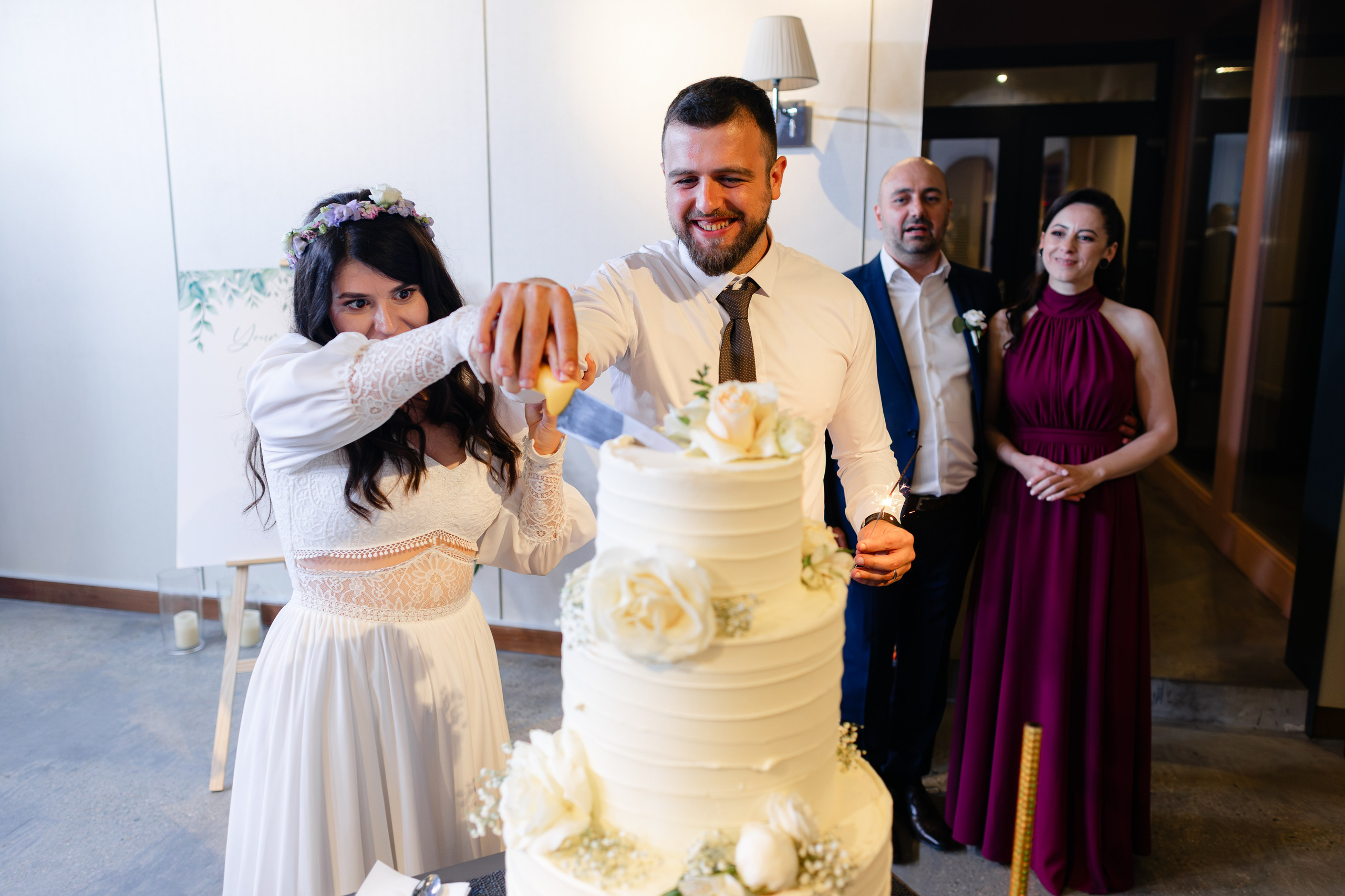 Flori & Cosmin. Main