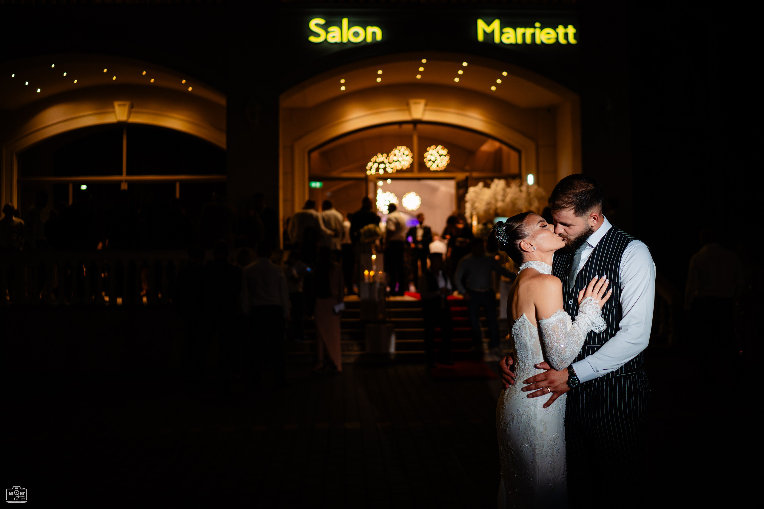 EMANUEL & NICOLE. FOTO VIDEO EVENIMENTE IN LONDRA, UK - NIGHT LENS - Nunta, Botez, Aniversare