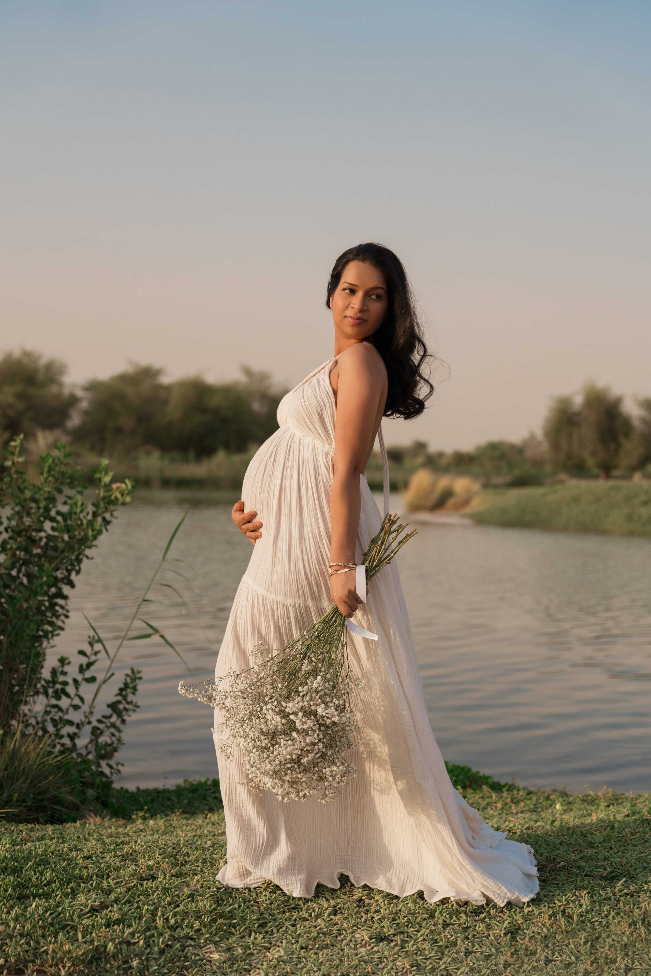 By the lake. Angela Iakovleva — Family Photographer in Dubai
