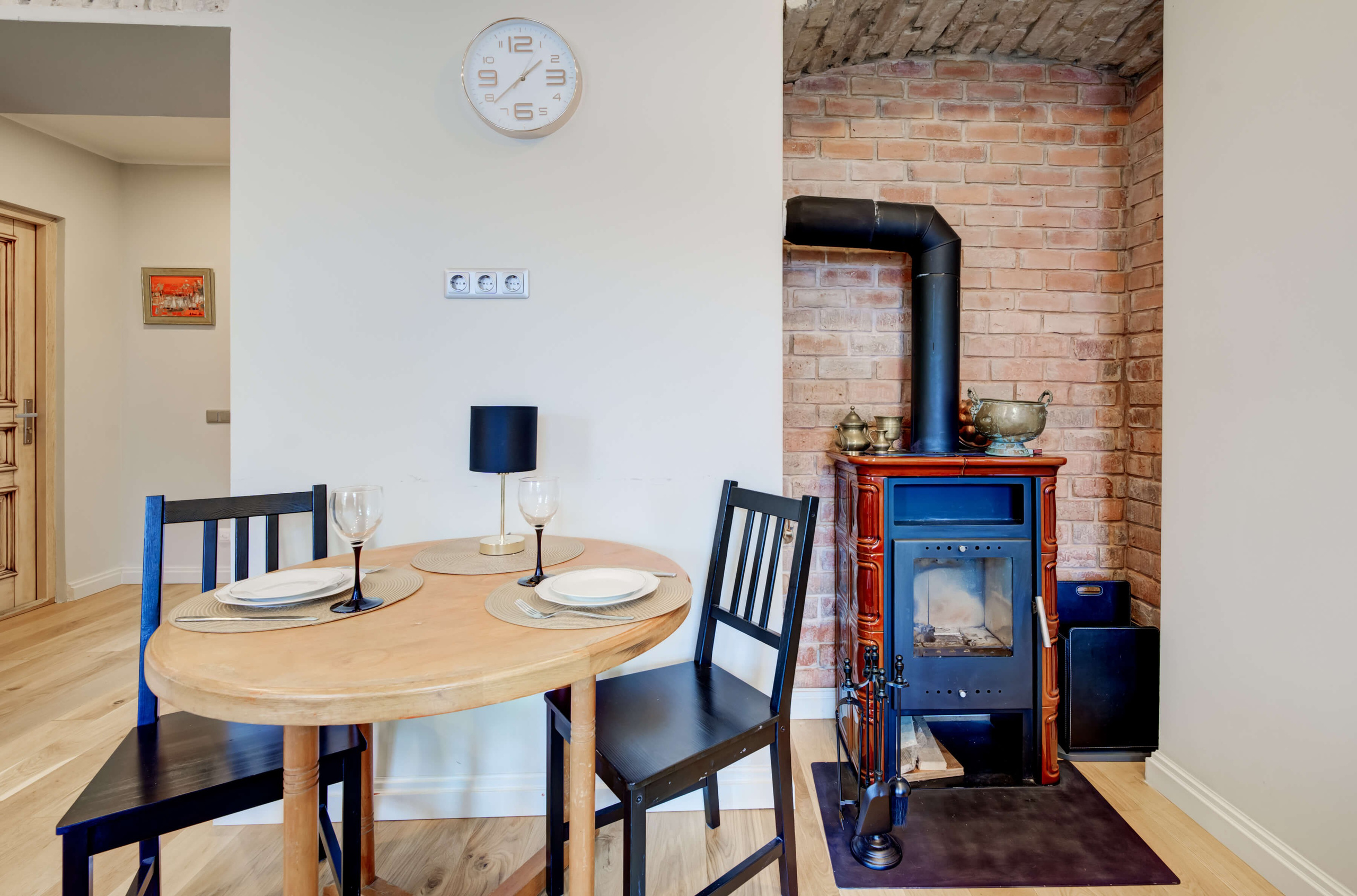 Židinio zona senamiesčio bute — jaukumas lyg „mama patvirtintų“