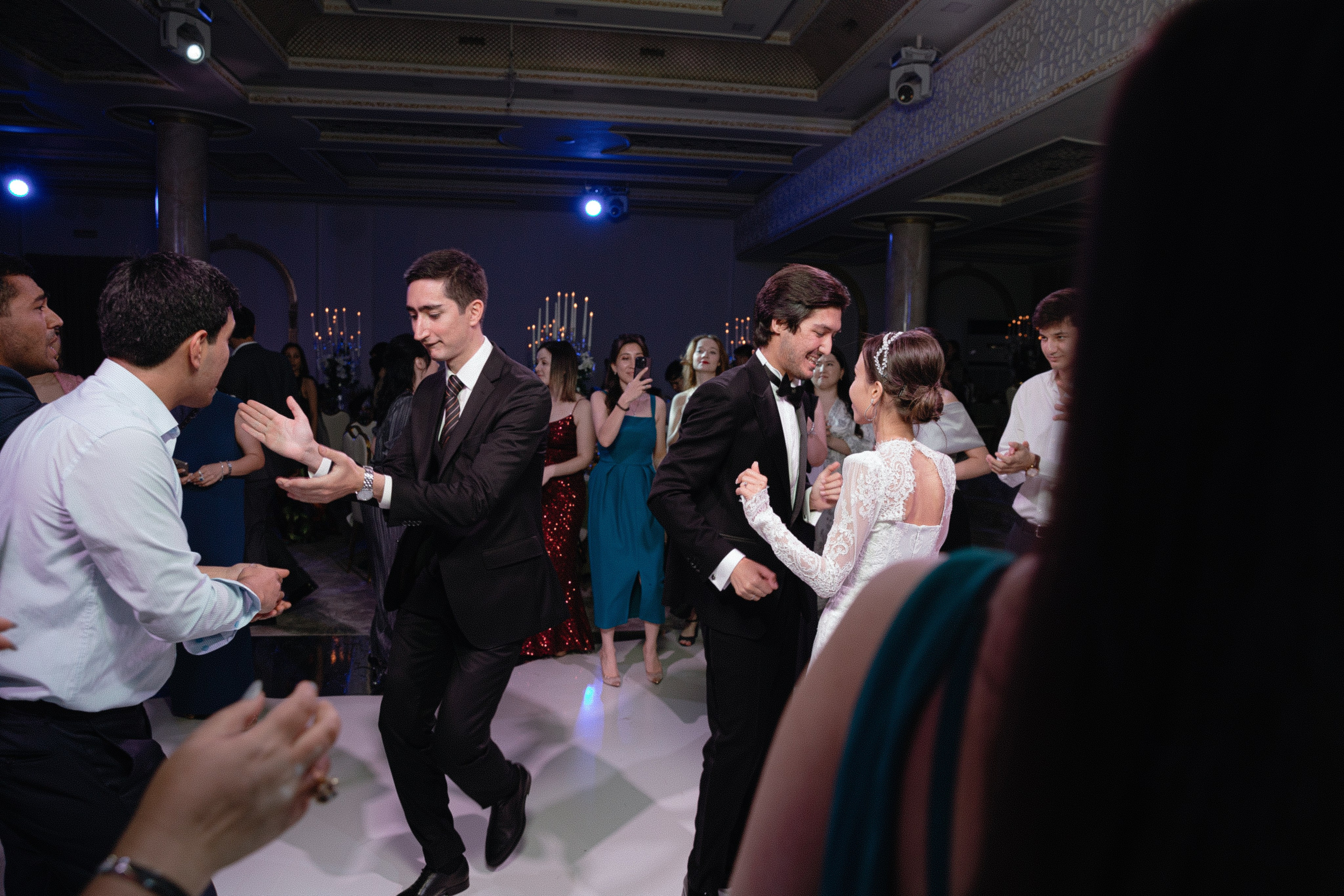 Botir & Zukhra. Главная