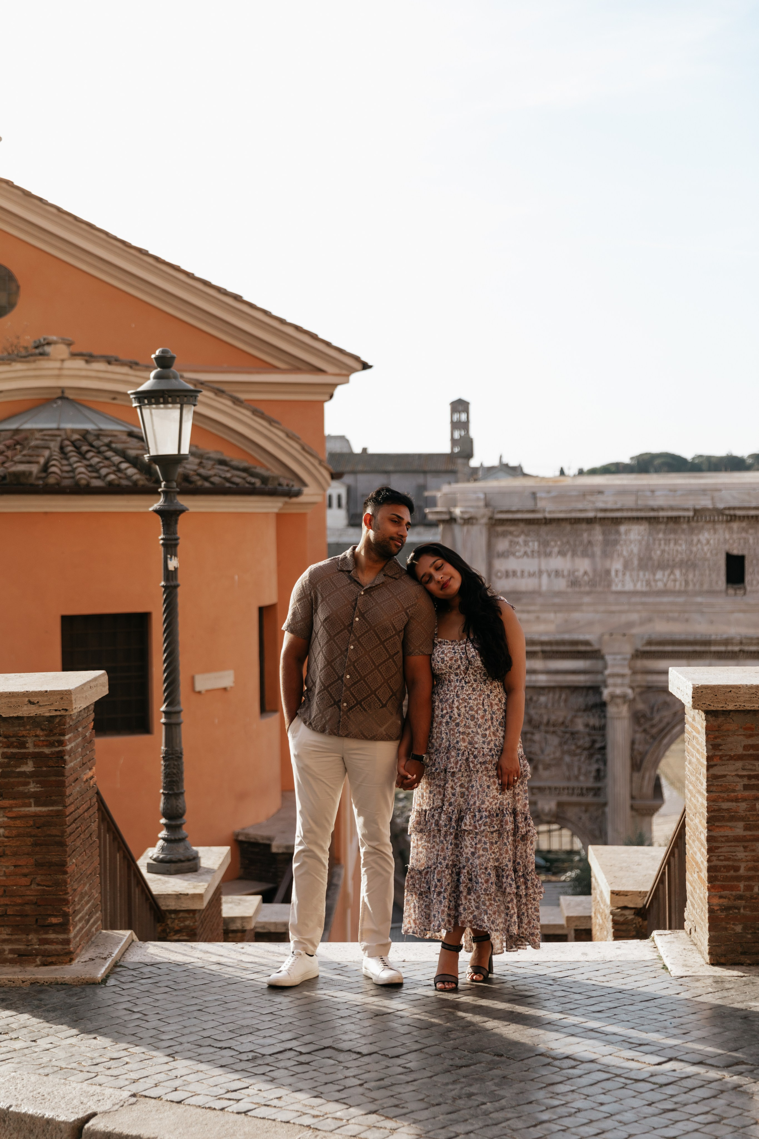 Couple photoshoot in Rome. Photographer in Rome