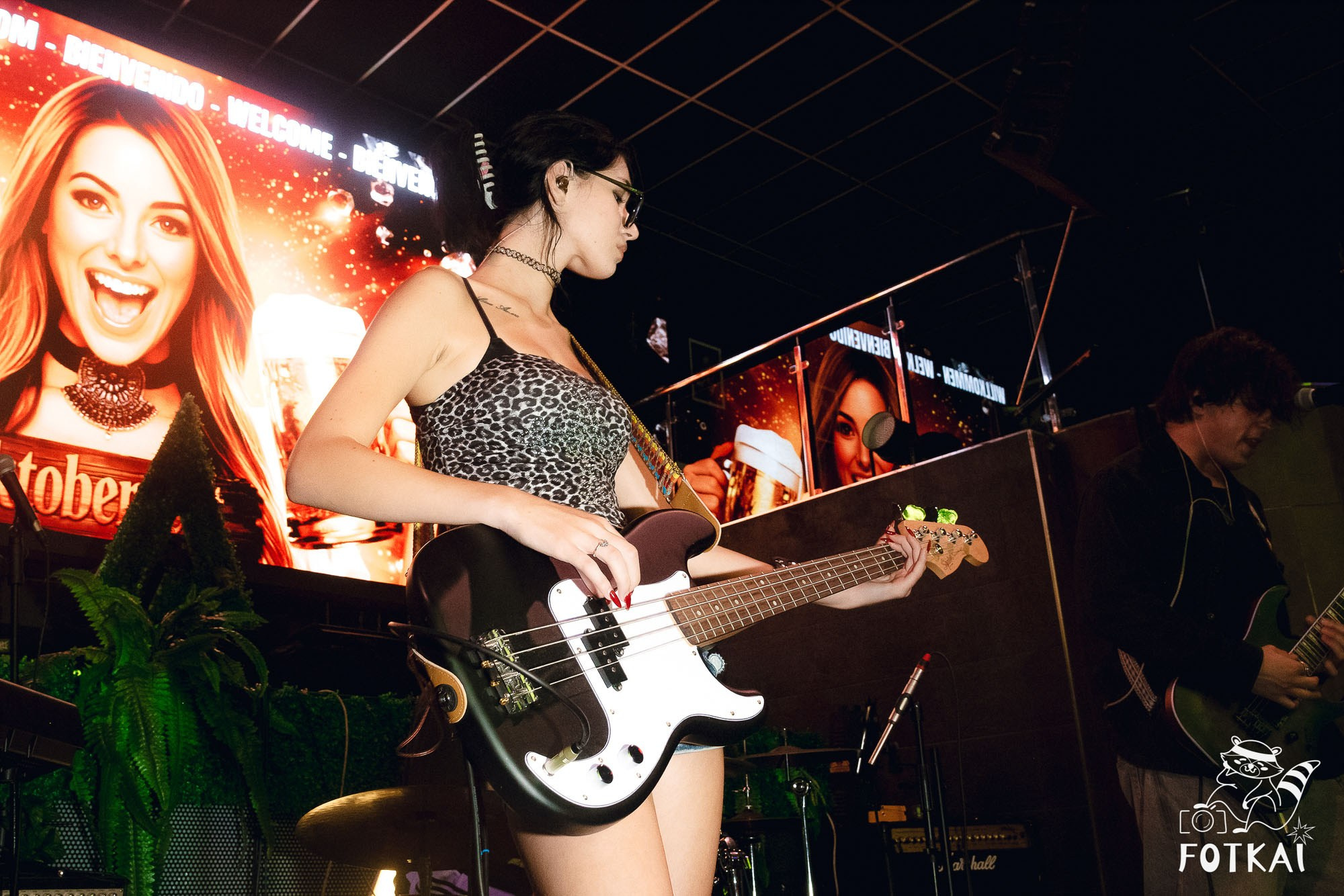 Oktoberfest Torrevieja 2025 в Avalon — Stones of the Coast, живая музыка и рок-атмосфера | Фоторепортаж FOTKAI