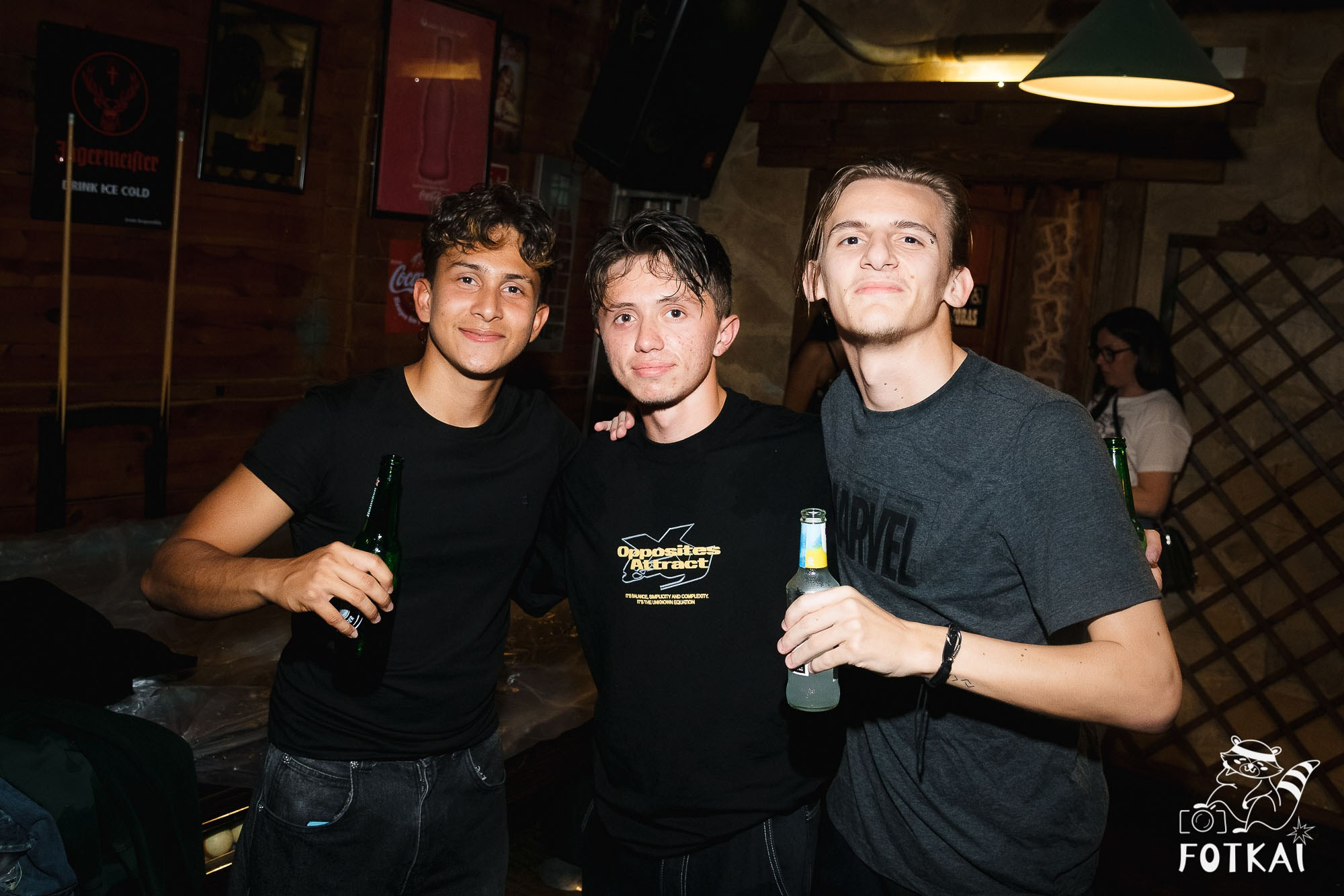 Los Ekilibristas de la Cuerda Floja — Фото с концерта в Торревьехе, 2026 | FOTKAI