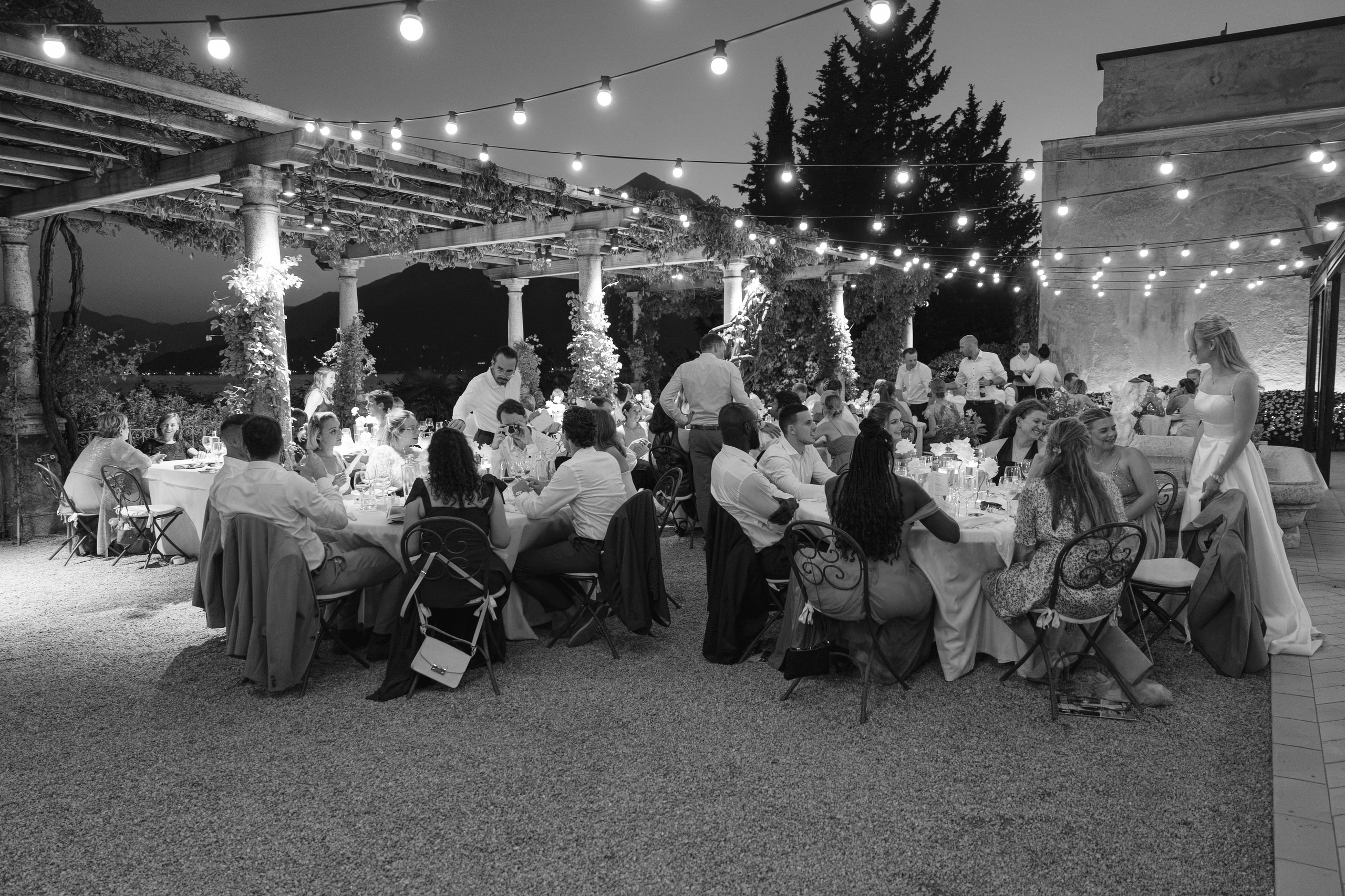 SIMONA AND SERDJIO_VILLA CIPRESSI_LAKE COMO. PHOTOGRAPHER IN ITALY
