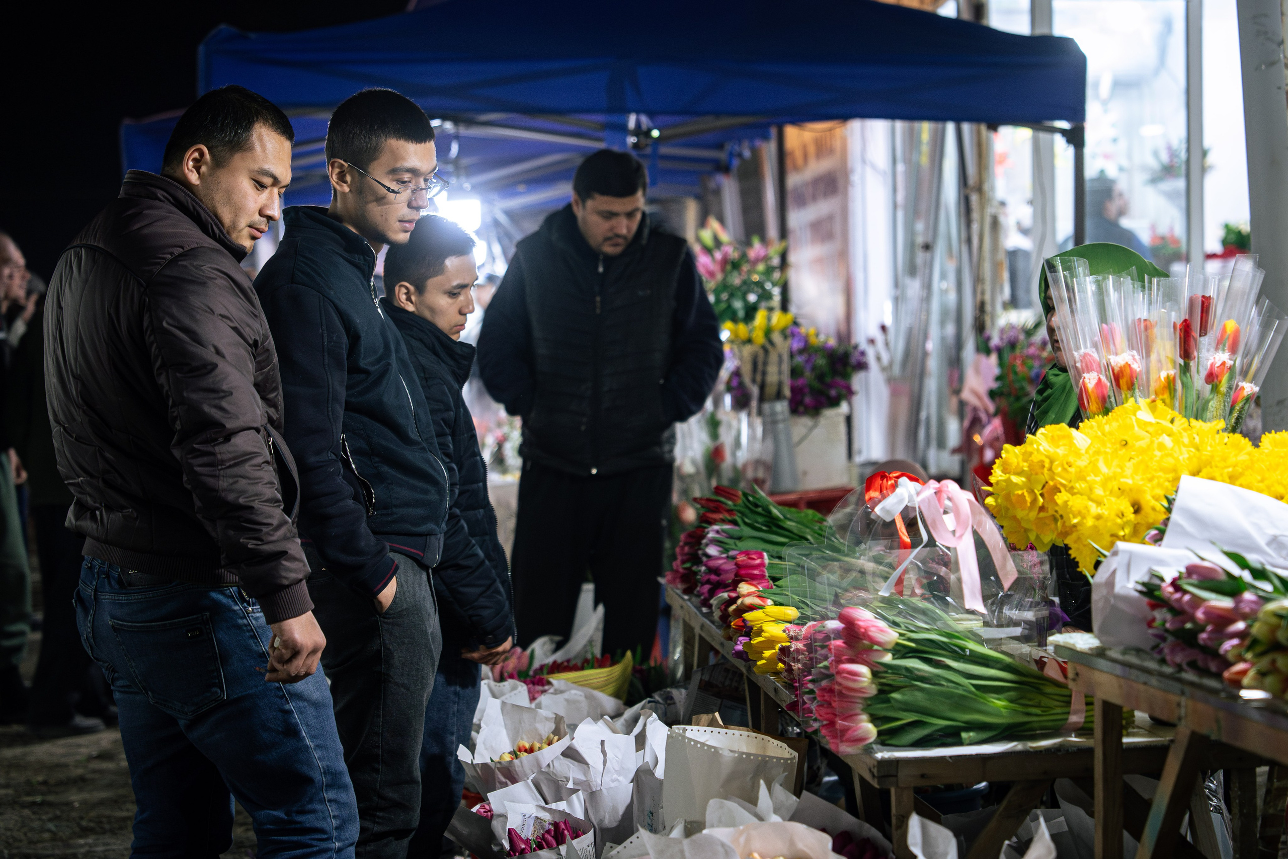 Как мужчины готовились к 8 марта. Георгий Намазов | Фотограф в Ташкенте