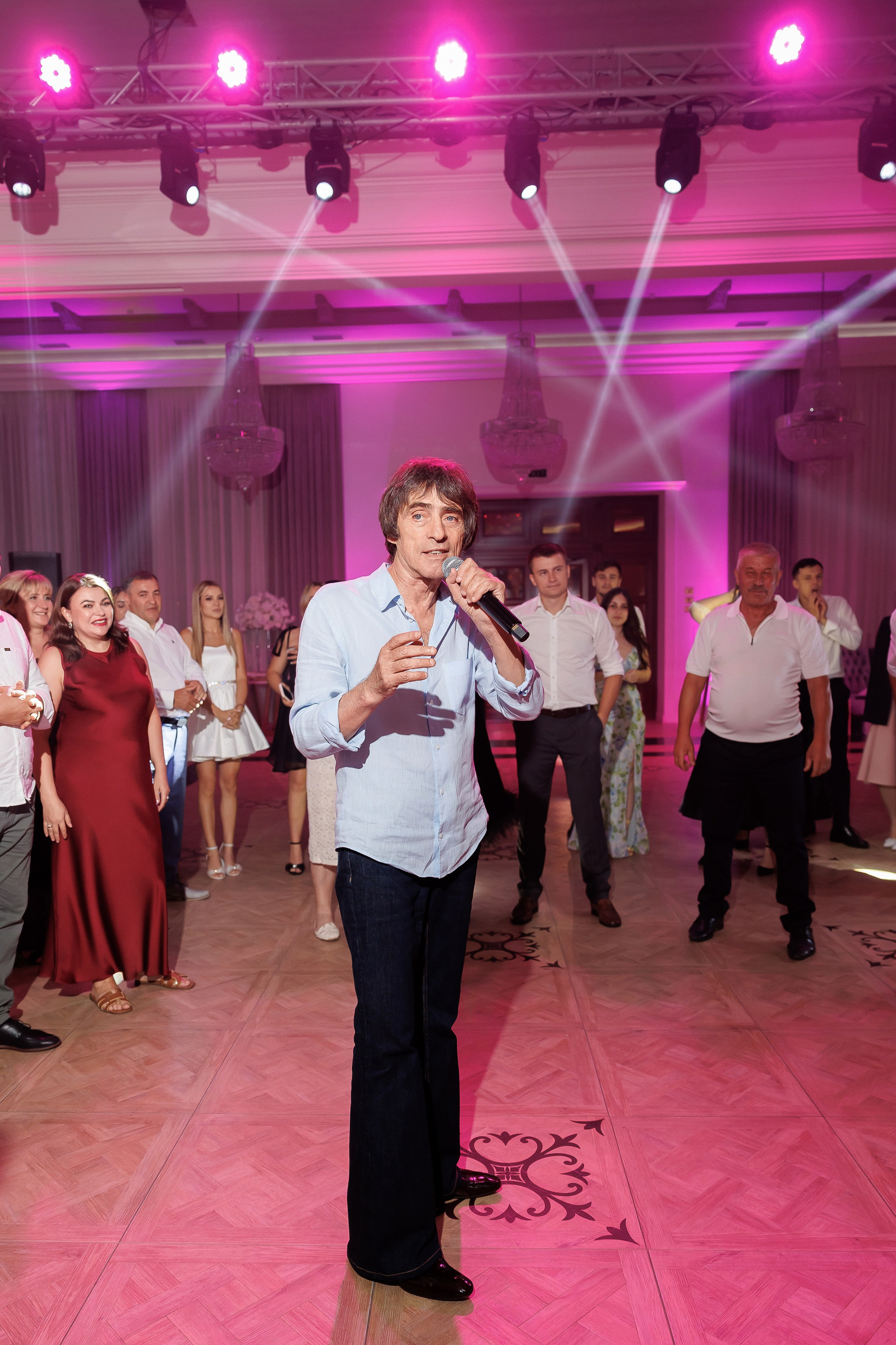 Eugen & Livia — Grand Elysee — Wedding Day. Servicii Foto și Video 067188353