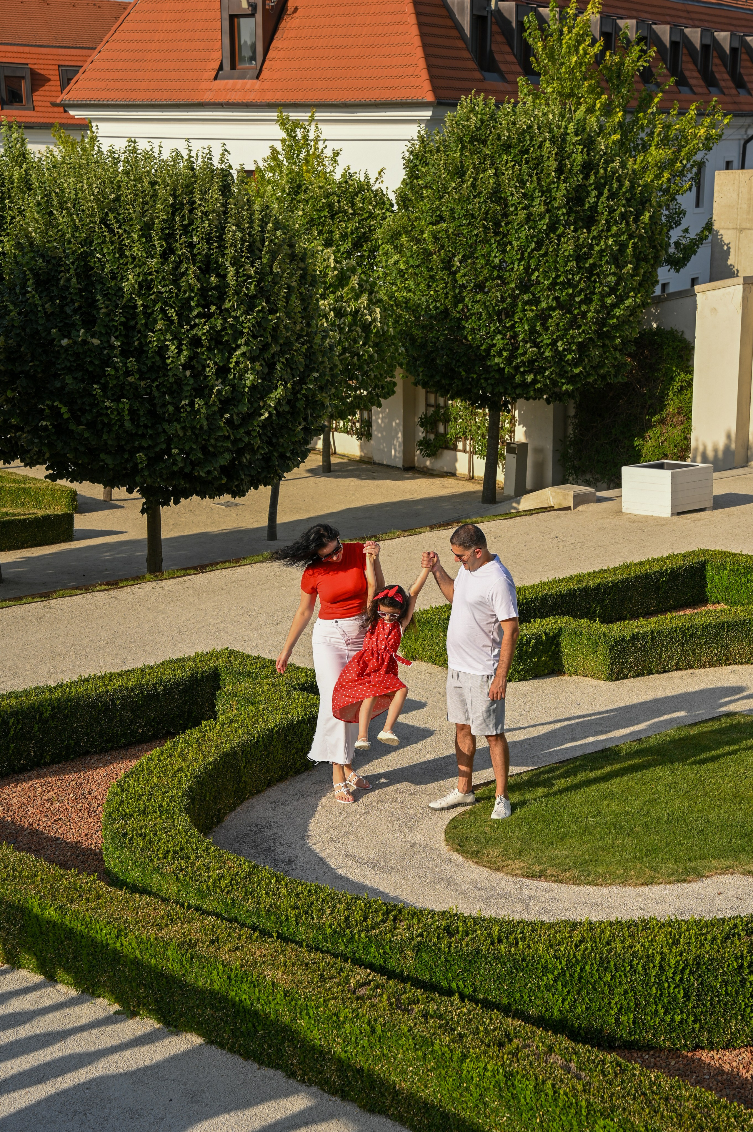 Slava, Natalia & Alina. Photo Vienna and Bratislava