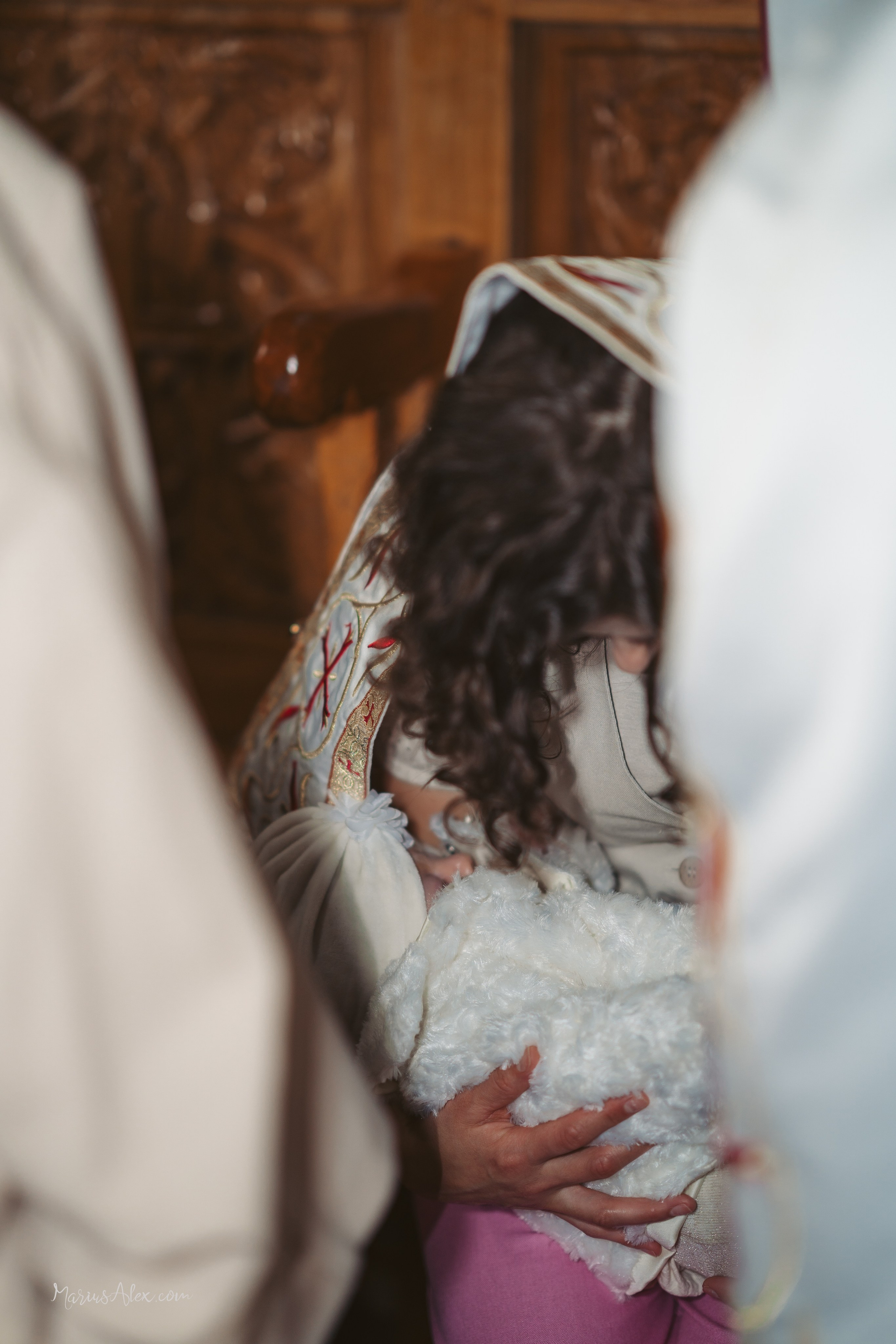 Botezul micutei Melania Selena. Marius Alex fotograf de eveniment si portret din Suceava