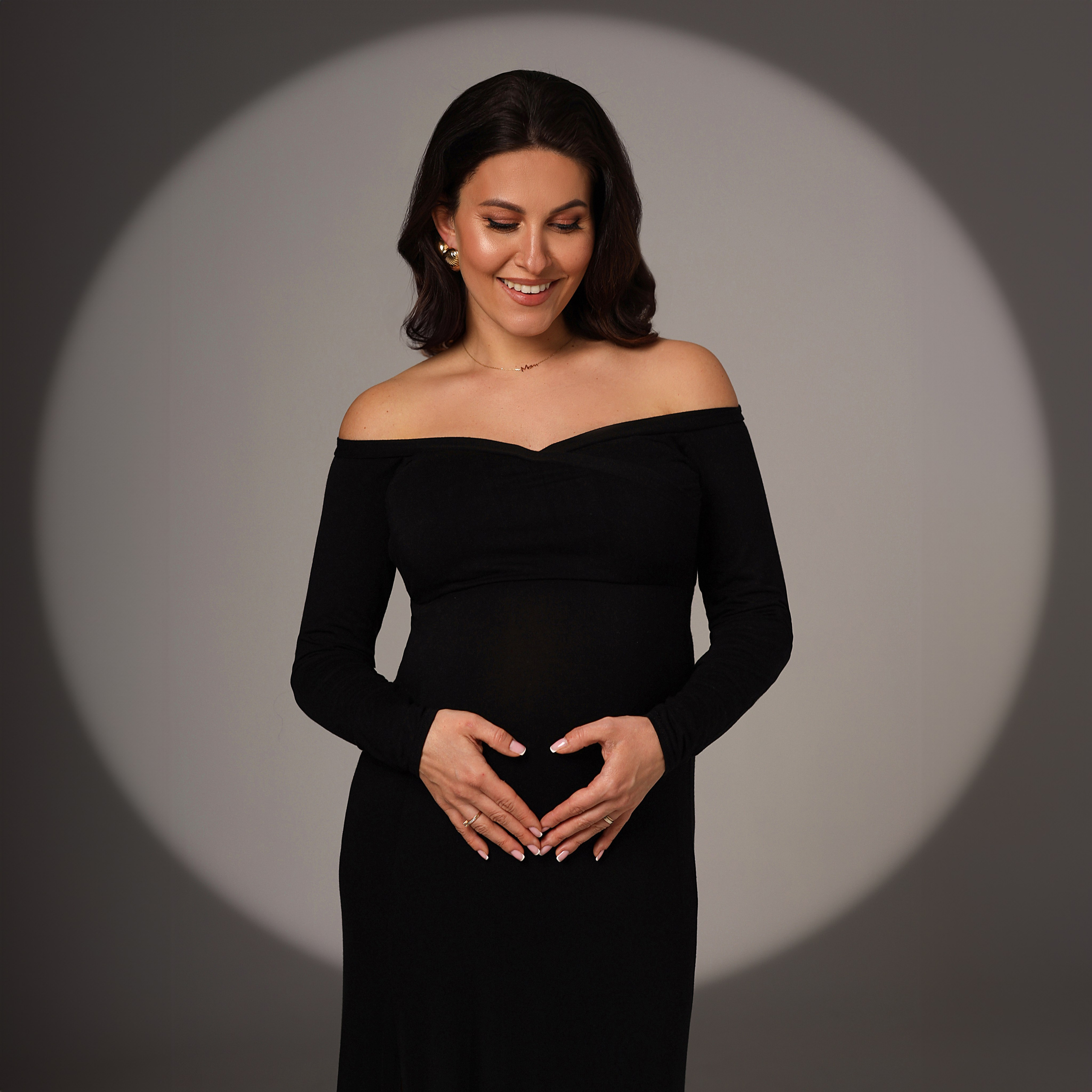 Maternity photoshoot. Wedding and family photographer in Altea, Valencia, Alicante, Benidorm