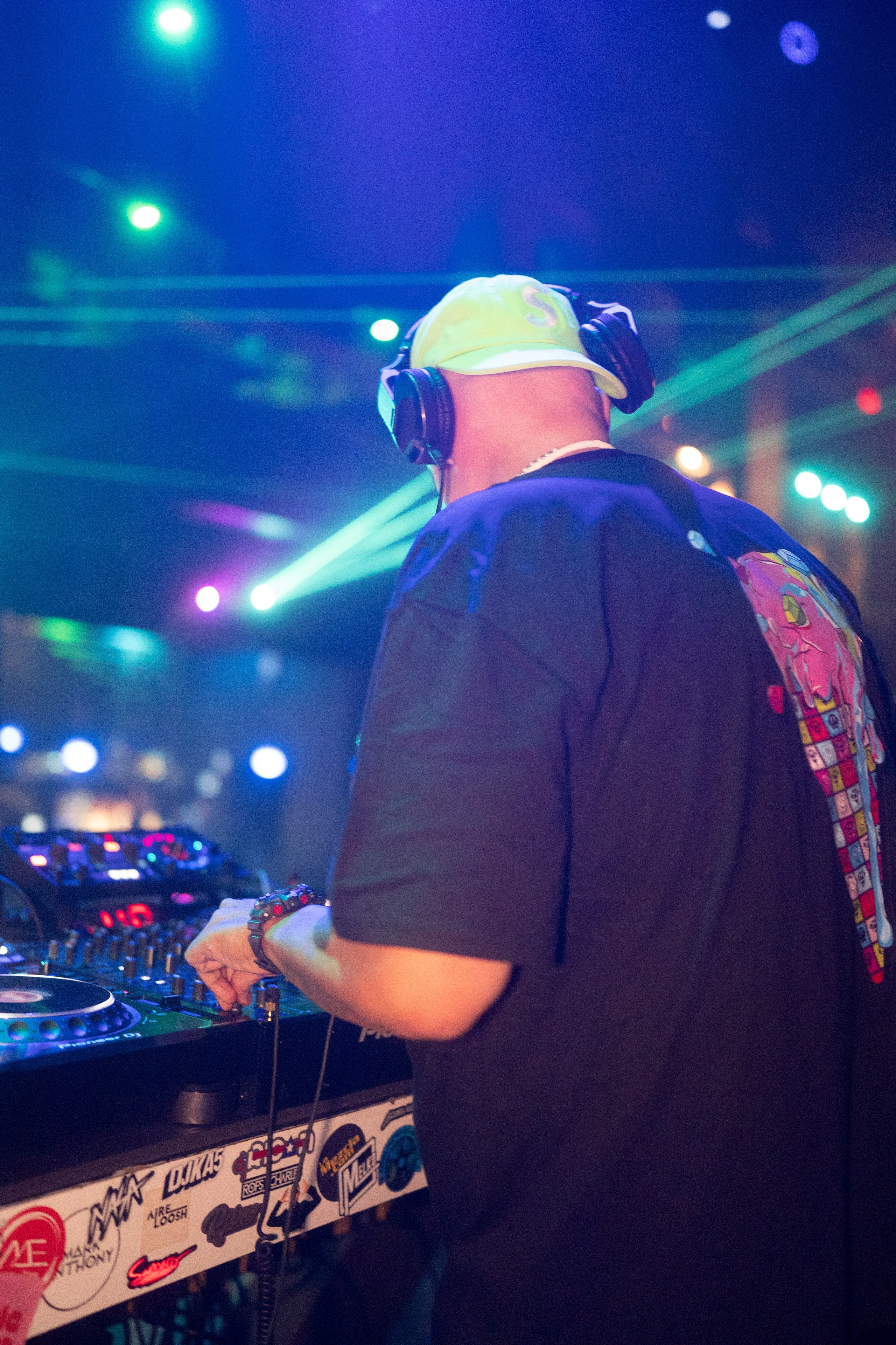 Aliens On Mushrooms & INVY Present: Shiba San. Ke’Ondris