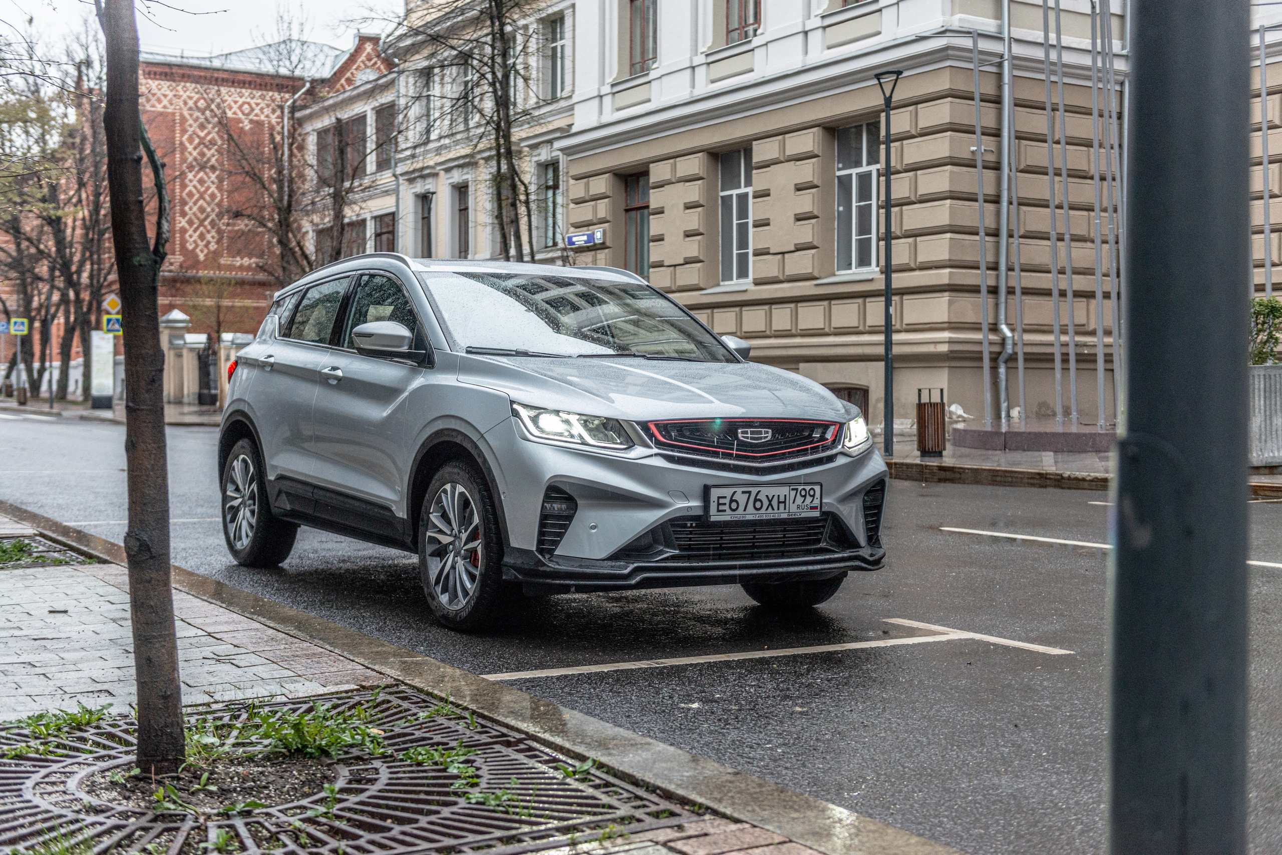 Фотосъемка автомобиля Geely Coolray. ФОТОГРАФ МЕКСИКА КИНТАНА-РОО