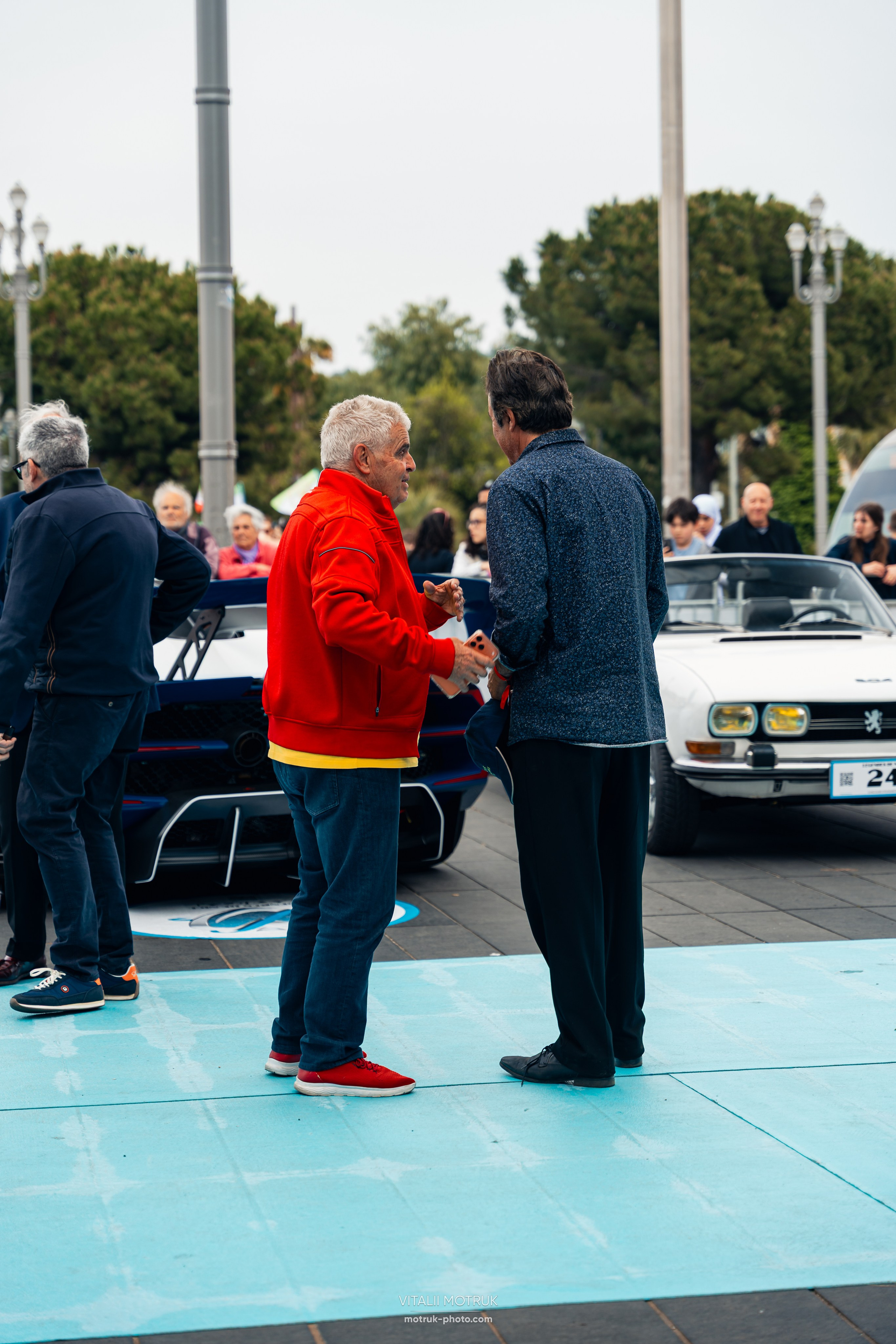 Legends de Nice. Photographe de voitures à Paris — Vitalii Motruk