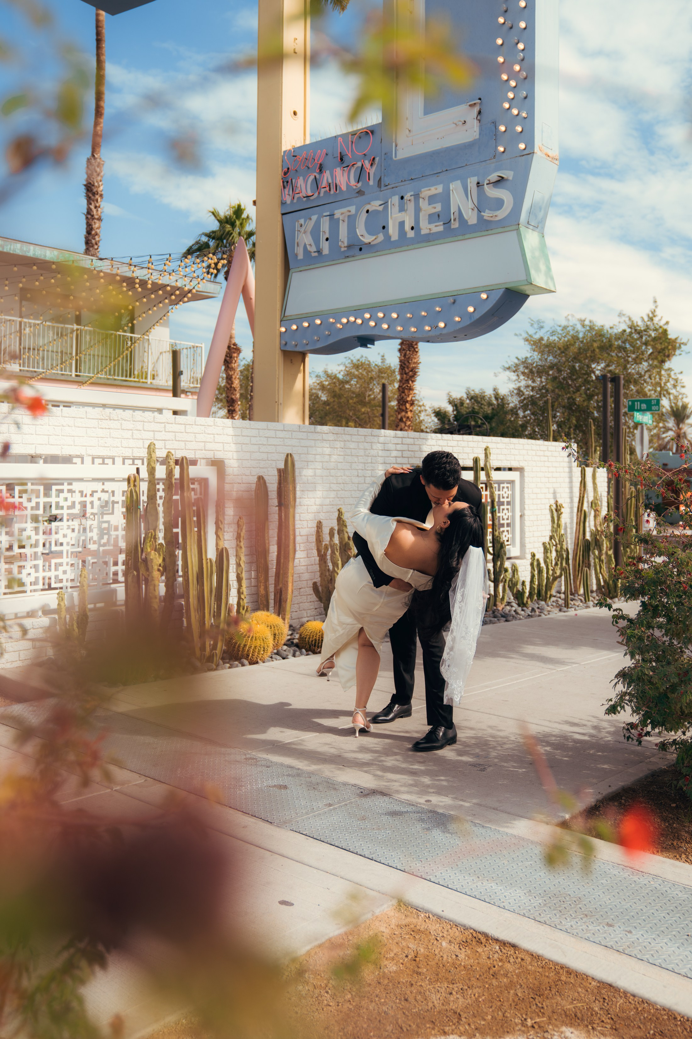 Celeste&Alejandro. Wedding & elopement photographer Viktoriya Kravtsov. Las Vegas