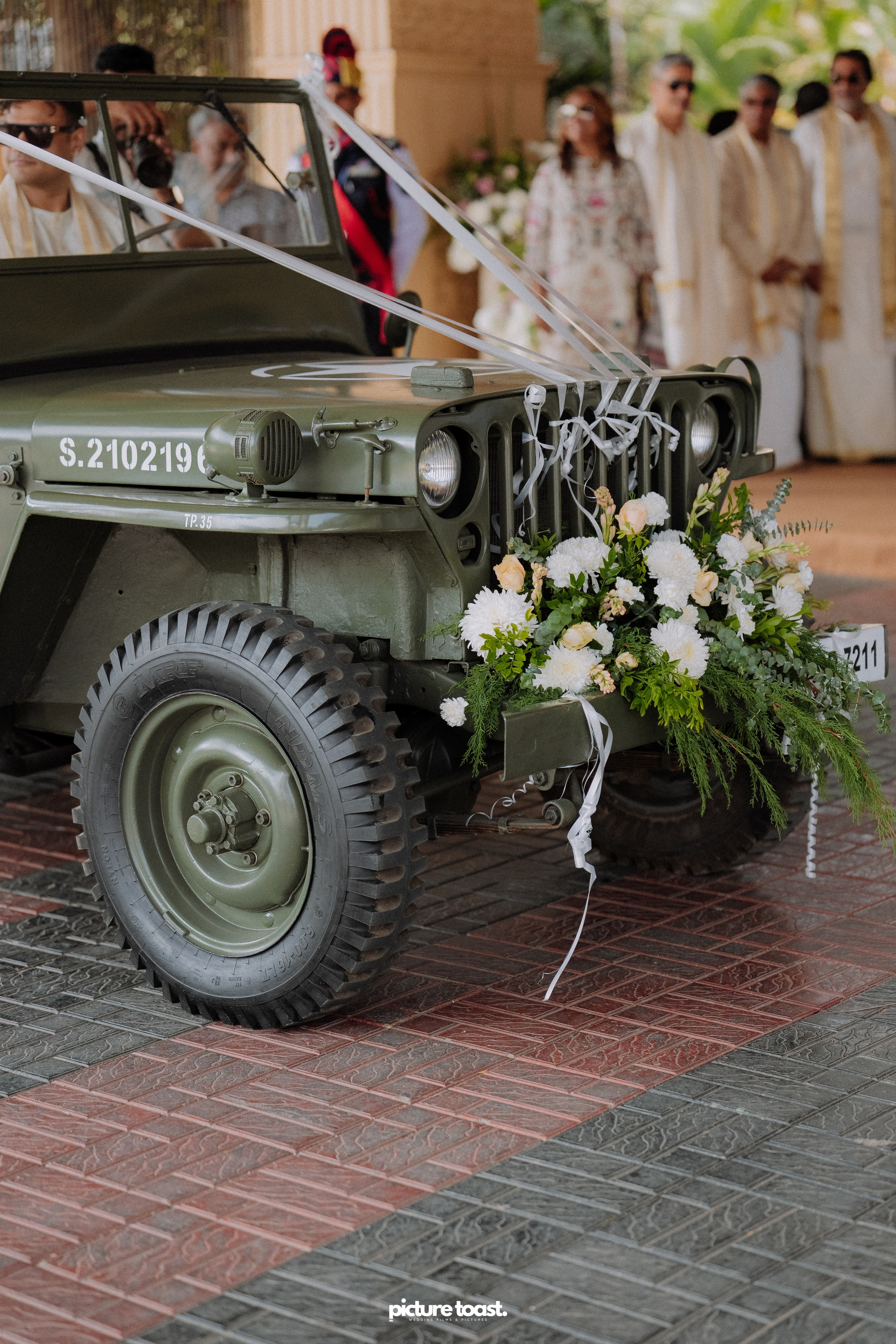 Blessing of Rajiv & Aashna. Fine art Wedding Photographers in India & Canada