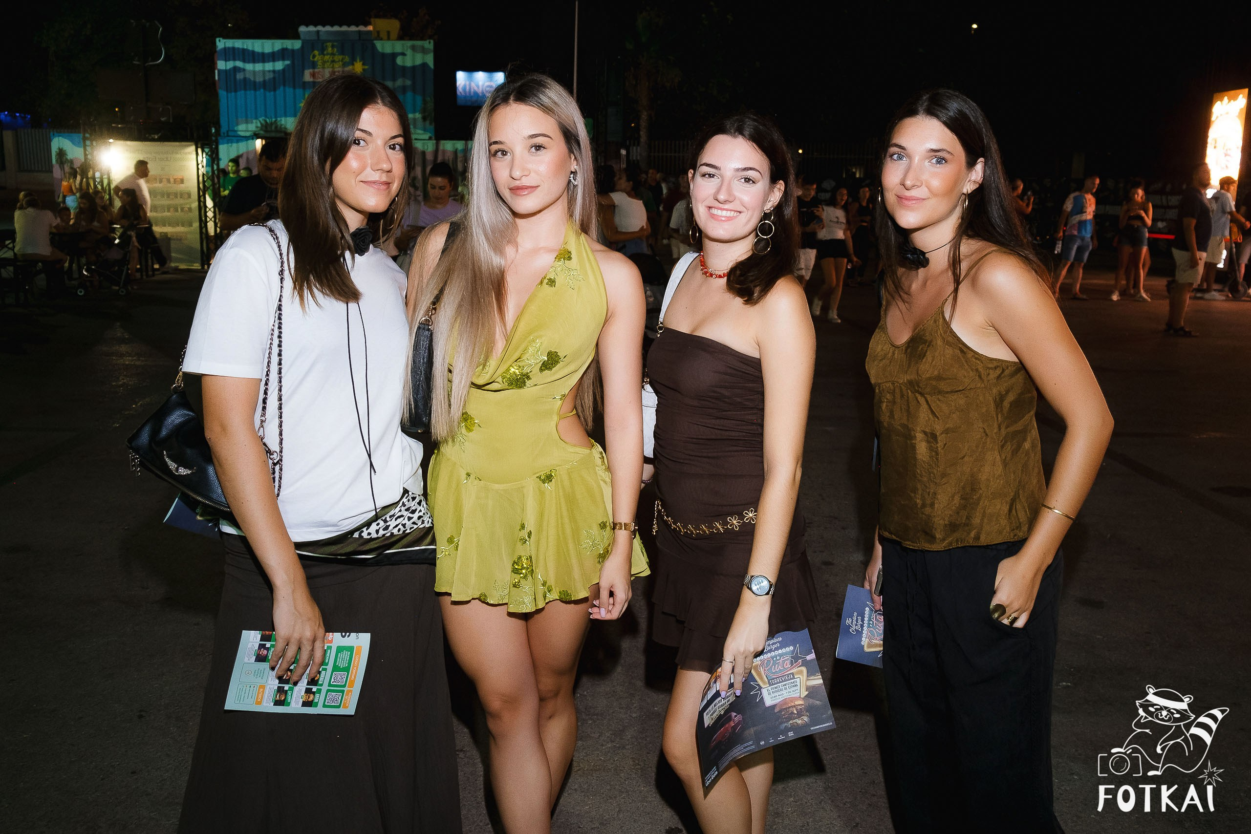 The Champions Burger en Torrevieja: Reportaje fotográfico 22.08.25 | FOTKAI