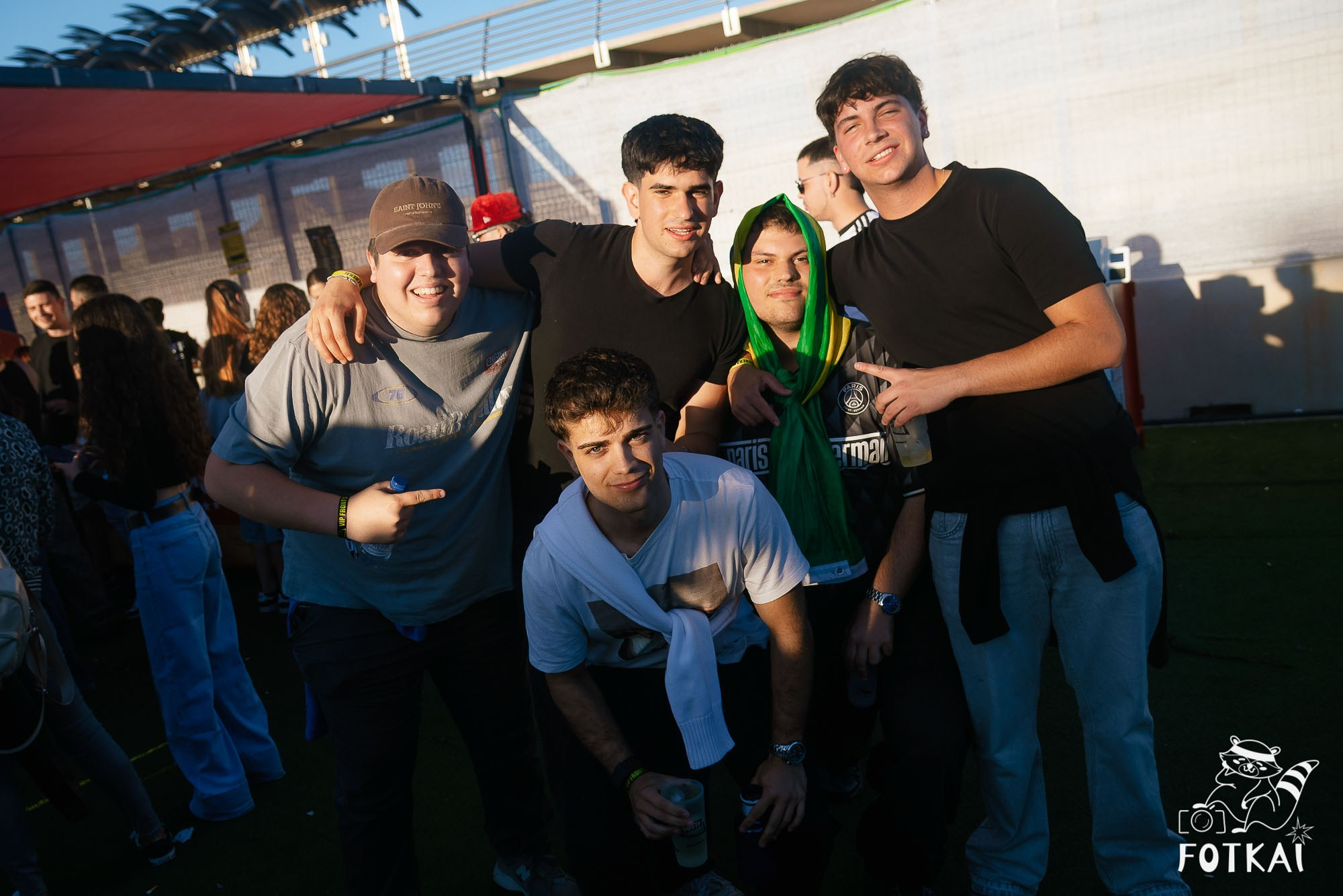 Fotos Costa Sonora 2026 Alicante Día 2 — busca tu foto y encuentra amigos del festival | FOTKAI