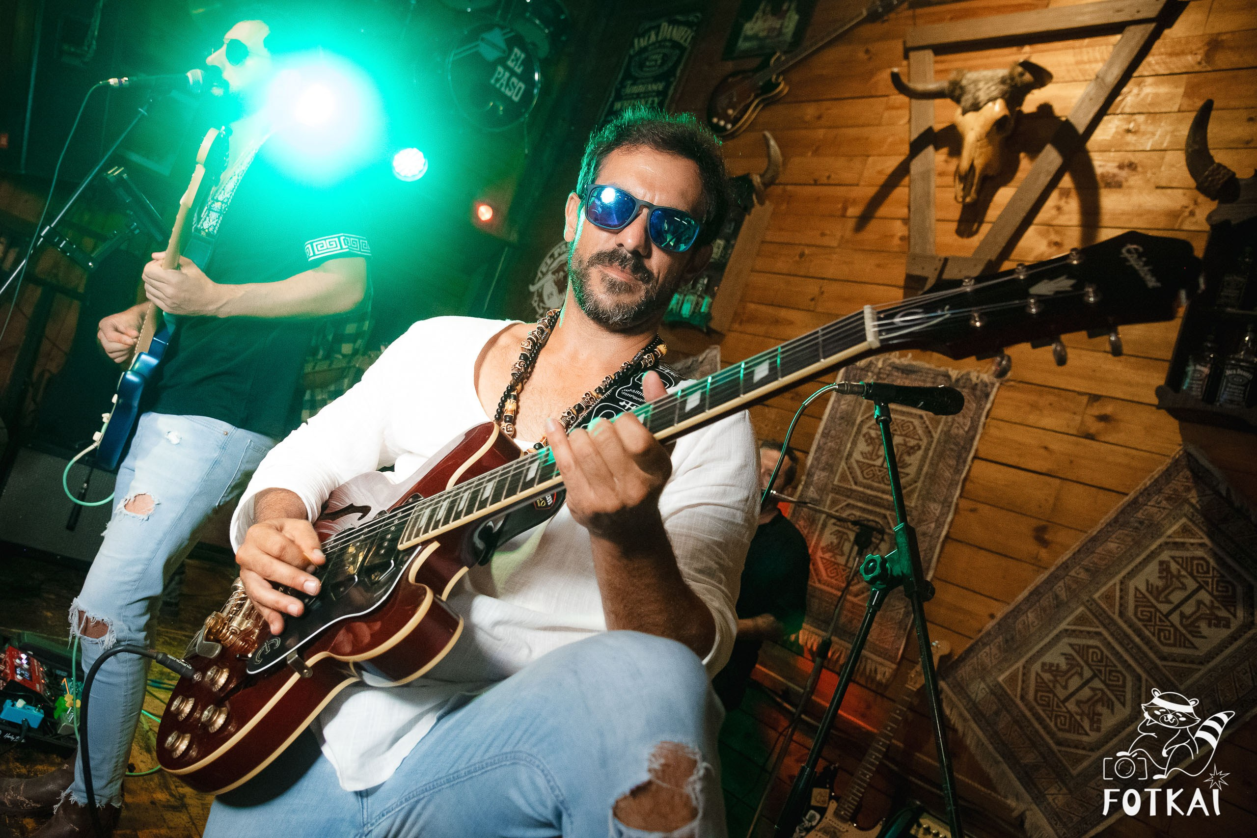 Stones of the Coast en El Paso Rock Bar Torrevieja: Reportaje fotográfico 20.09.25 | FOTKAI