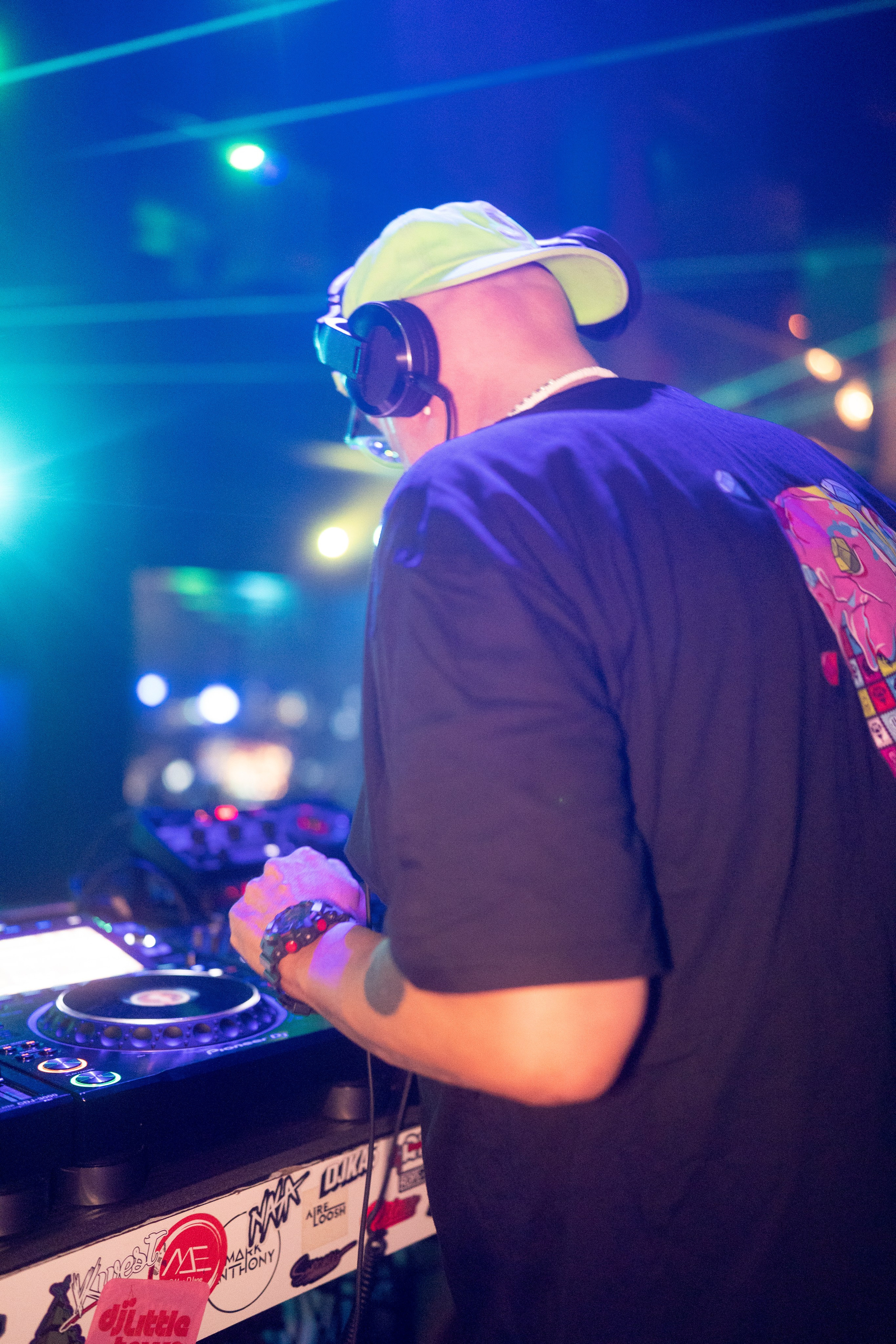 Aliens On Mushrooms & INVY Present: Shiba San. Ke’Ondris