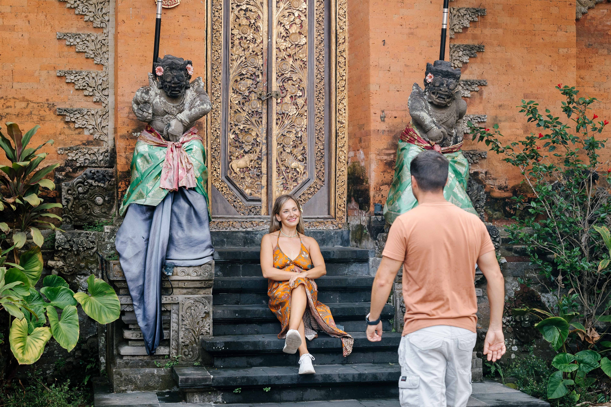 Honeymoon Photoshoot in bali. Female Photographer in Bali