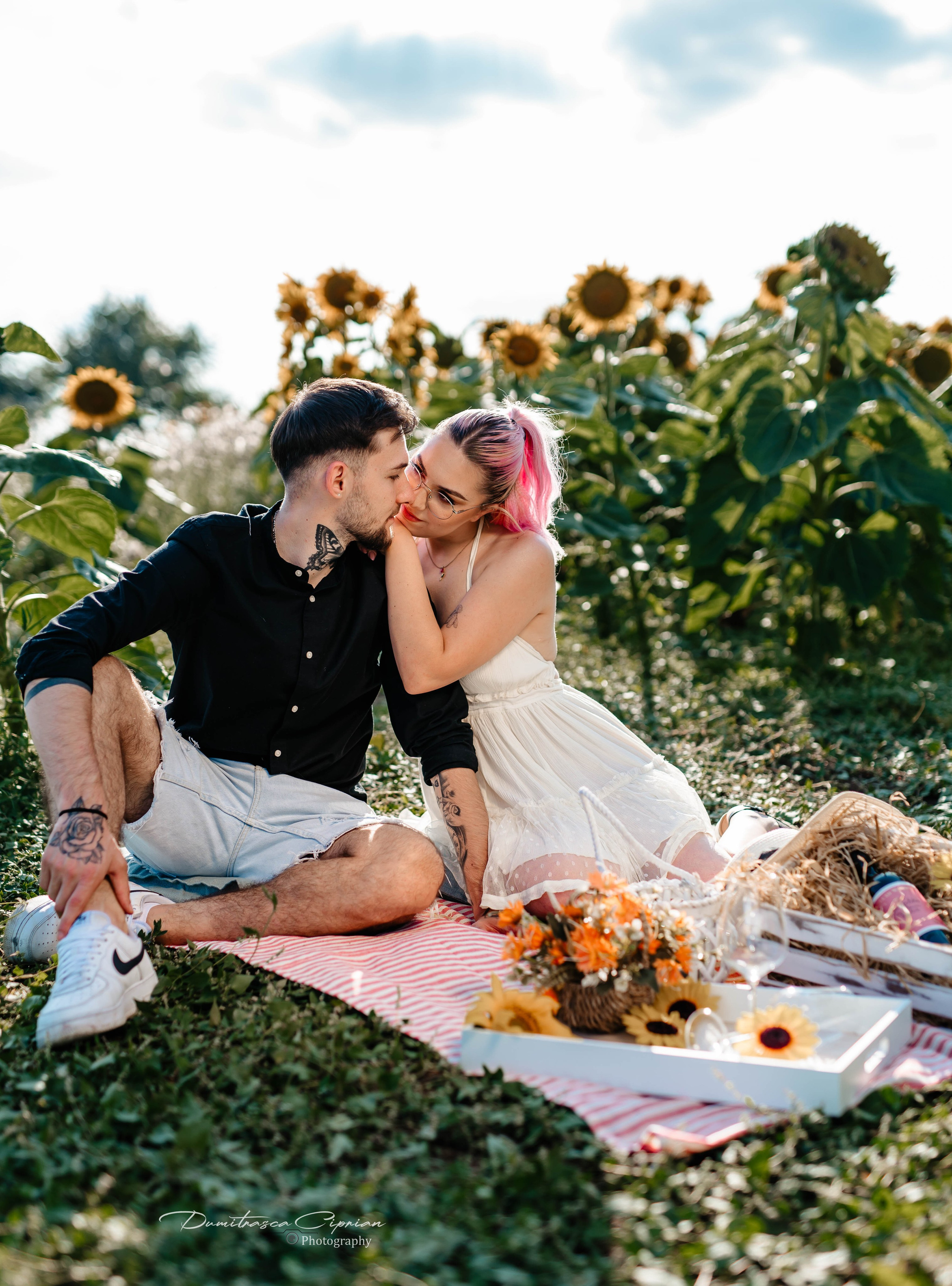 Two souls in love among sunflowers. Dumitrasca Ciprian Photography