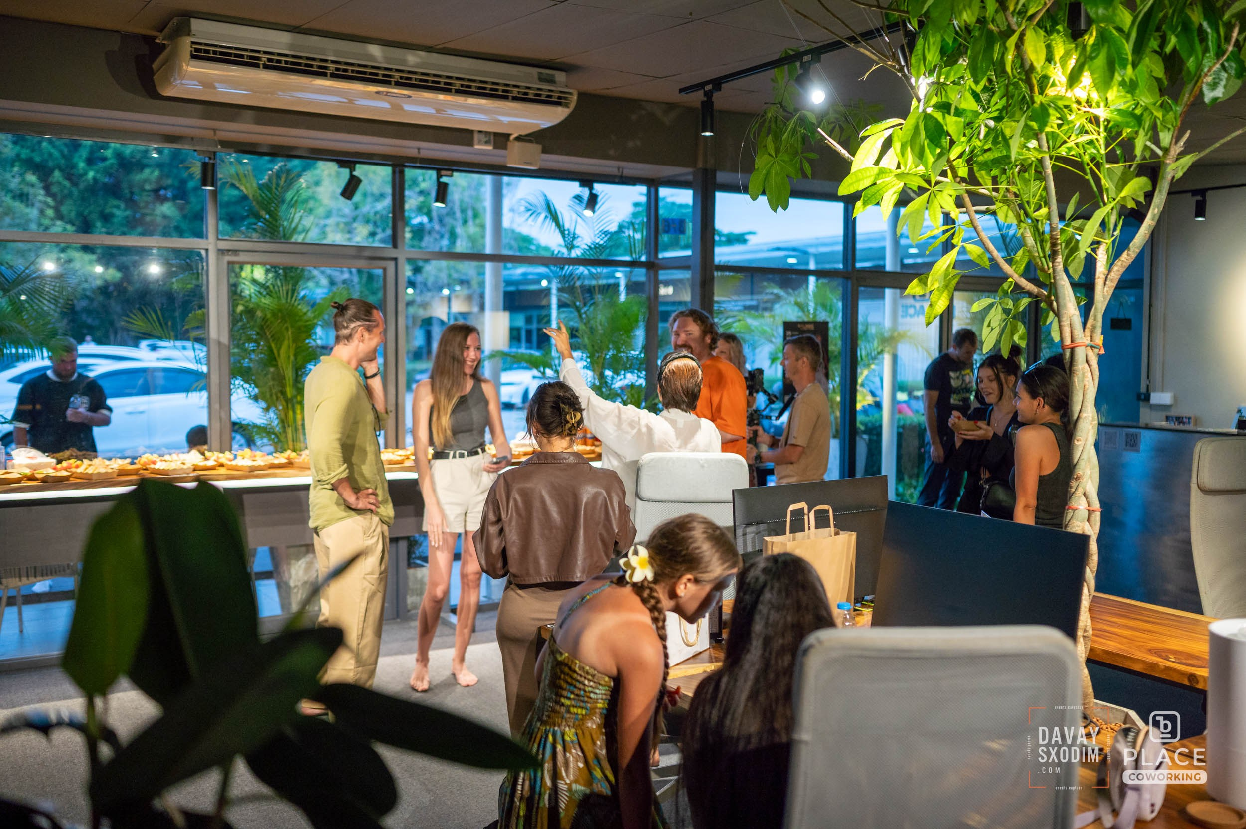 ФАН-ВСТРЕЧА С ИЛЬЕЙ ЛАРИОНОВЫМ. АФИША|ФОТОРЕПОРТАЖИ|ИВЕНТЫ|ПХУКЕТ