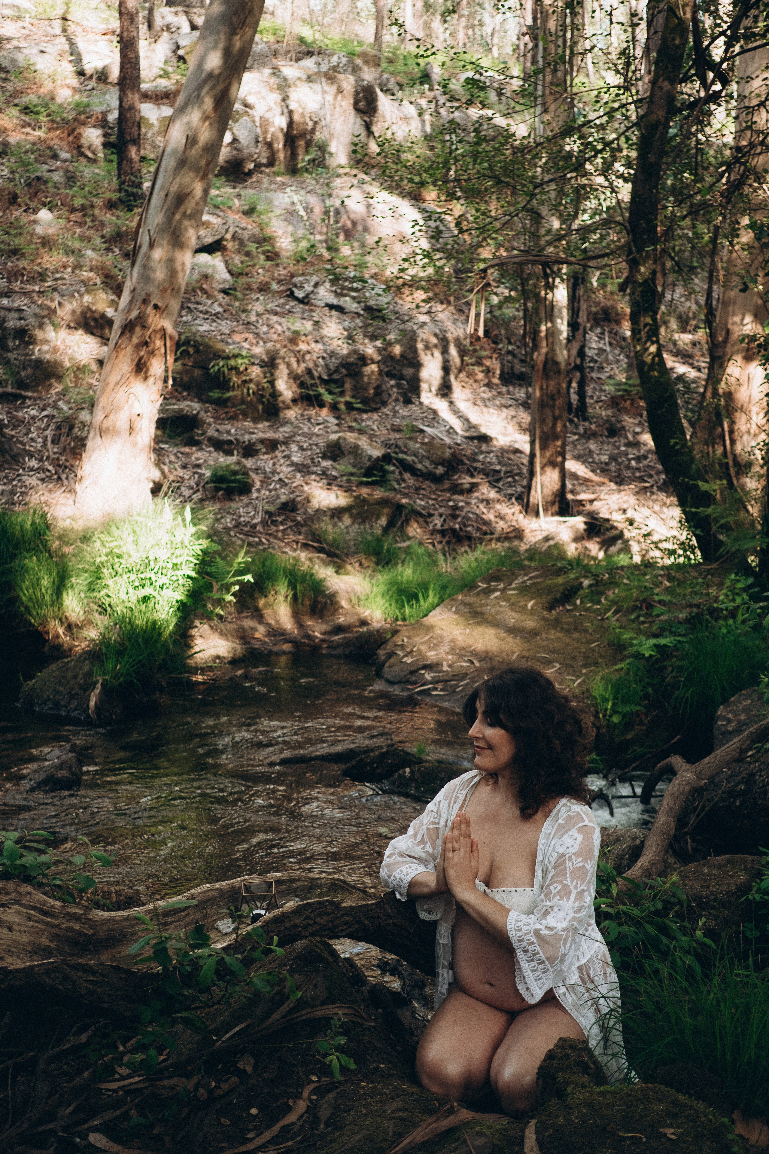 Maternity Photoshoot in Portugal — Artistic Pregnancy Session