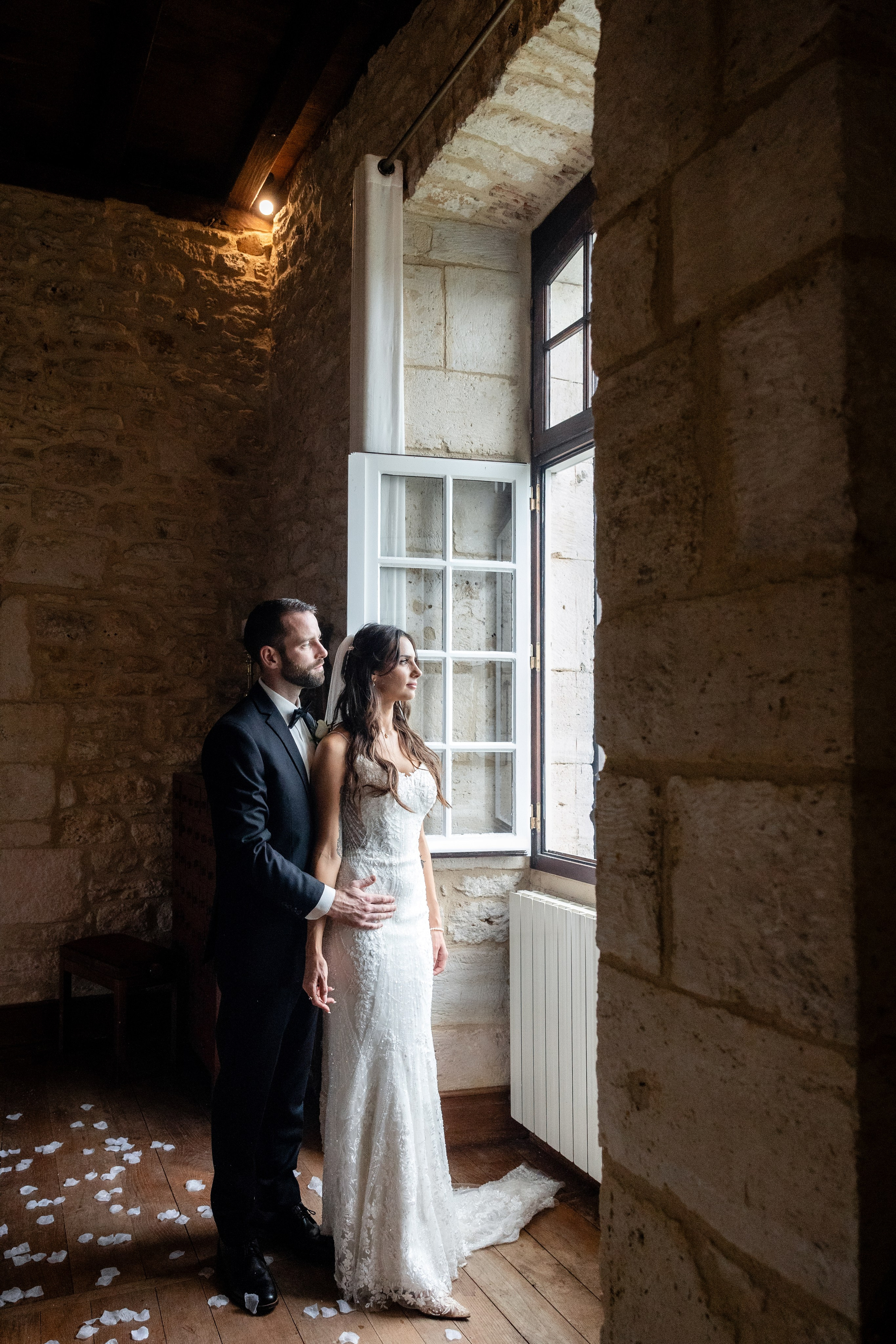 A romantic rainy-day wedding at Château Lagut. Eugénie Smirnova — photographe à Toulouse et dans le sud-ouest de la France