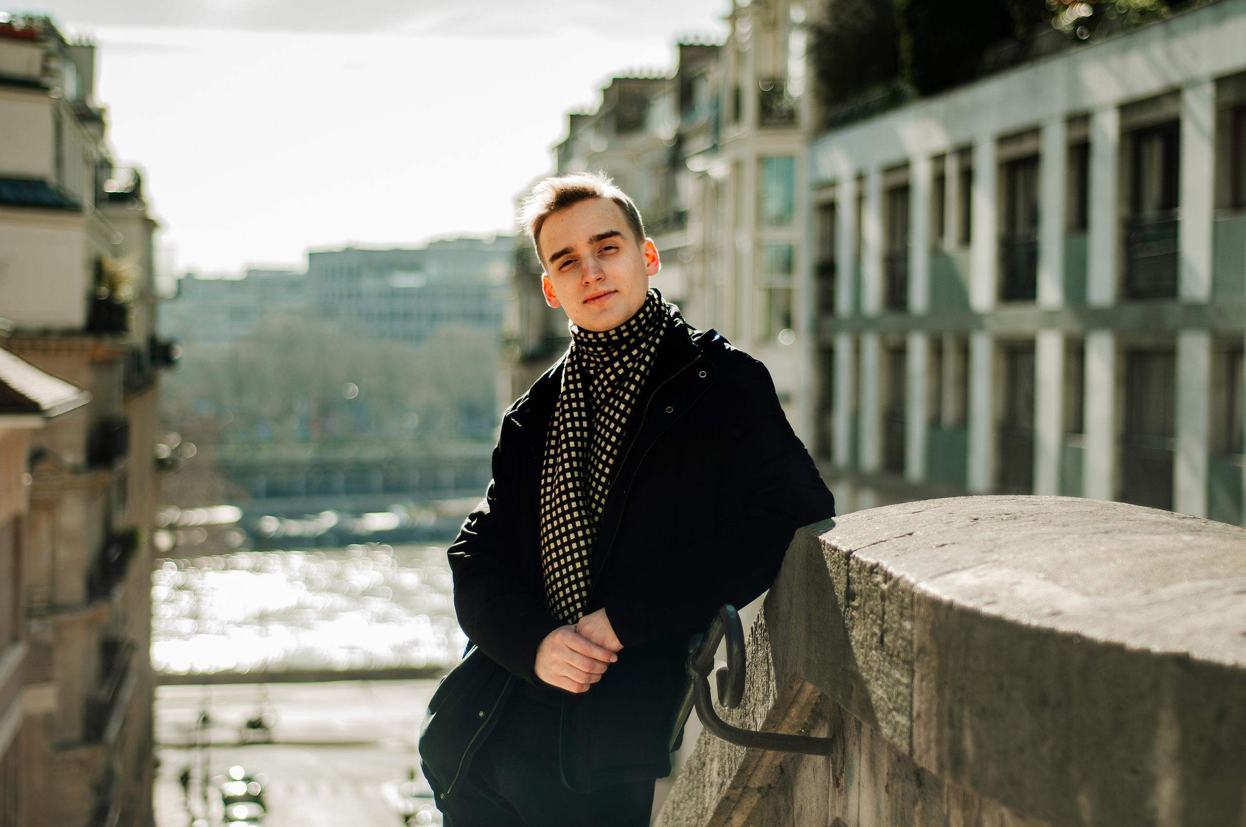 Мужская фотосессия у Эйфелевой башни. Фотограф в Париже Полина Осипова